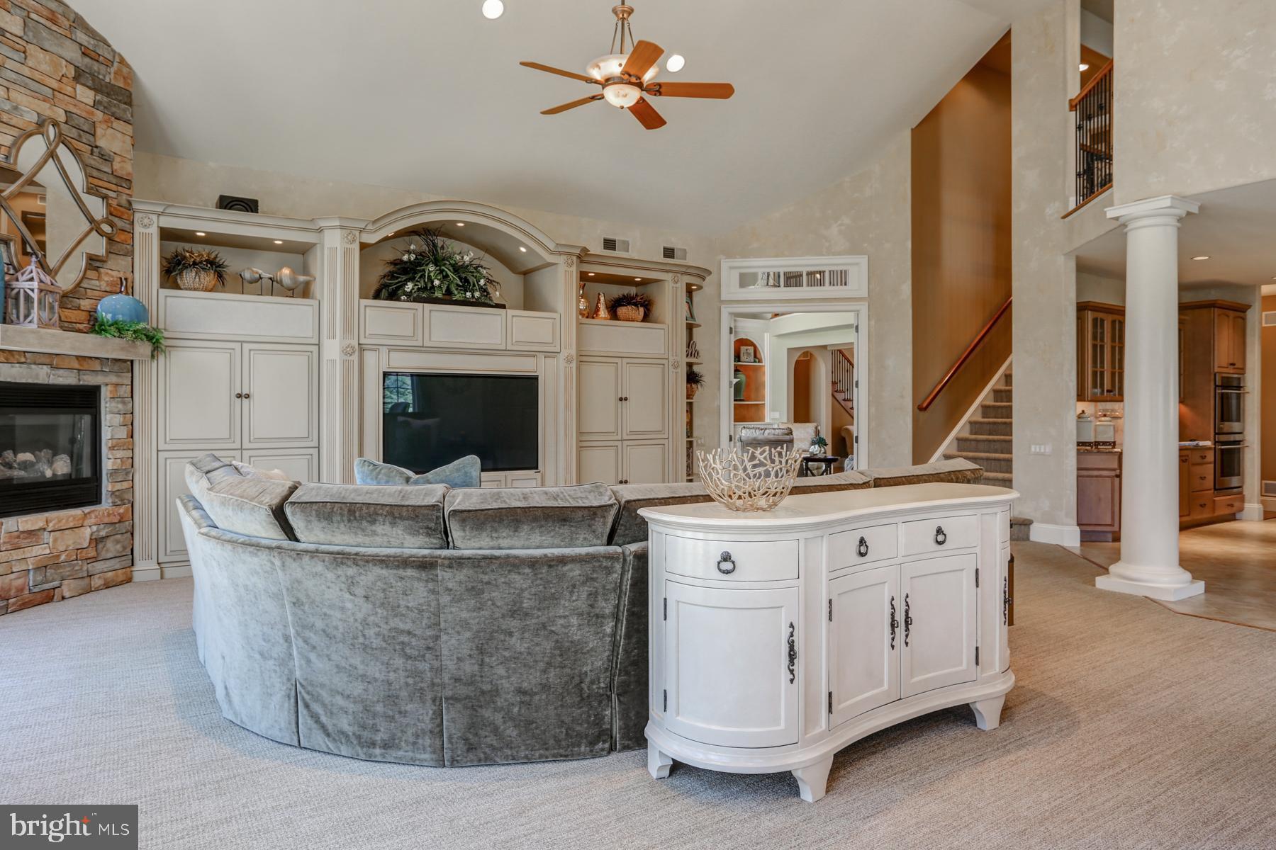 DERRY WOODS - Residential