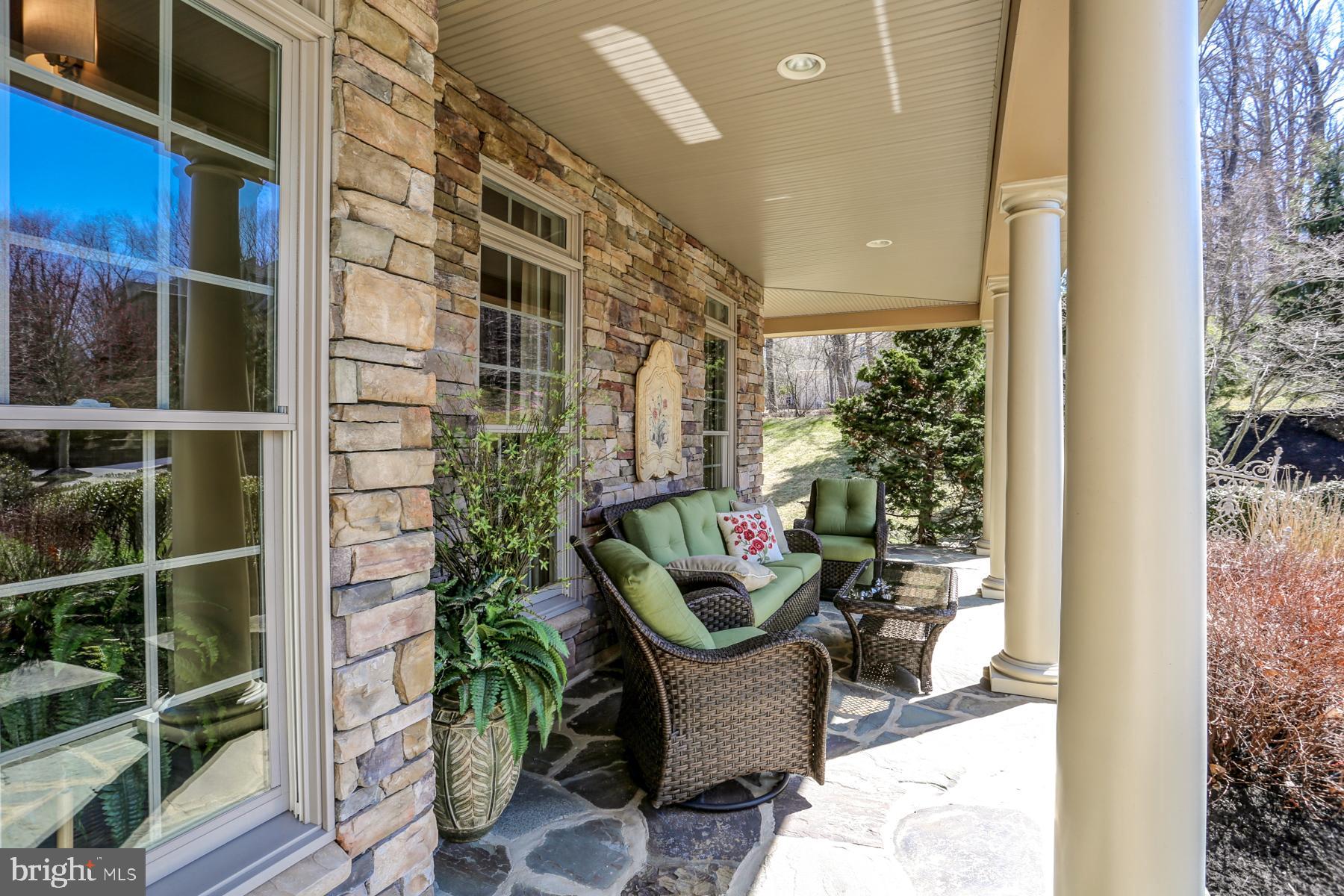 DERRY WOODS - Residential