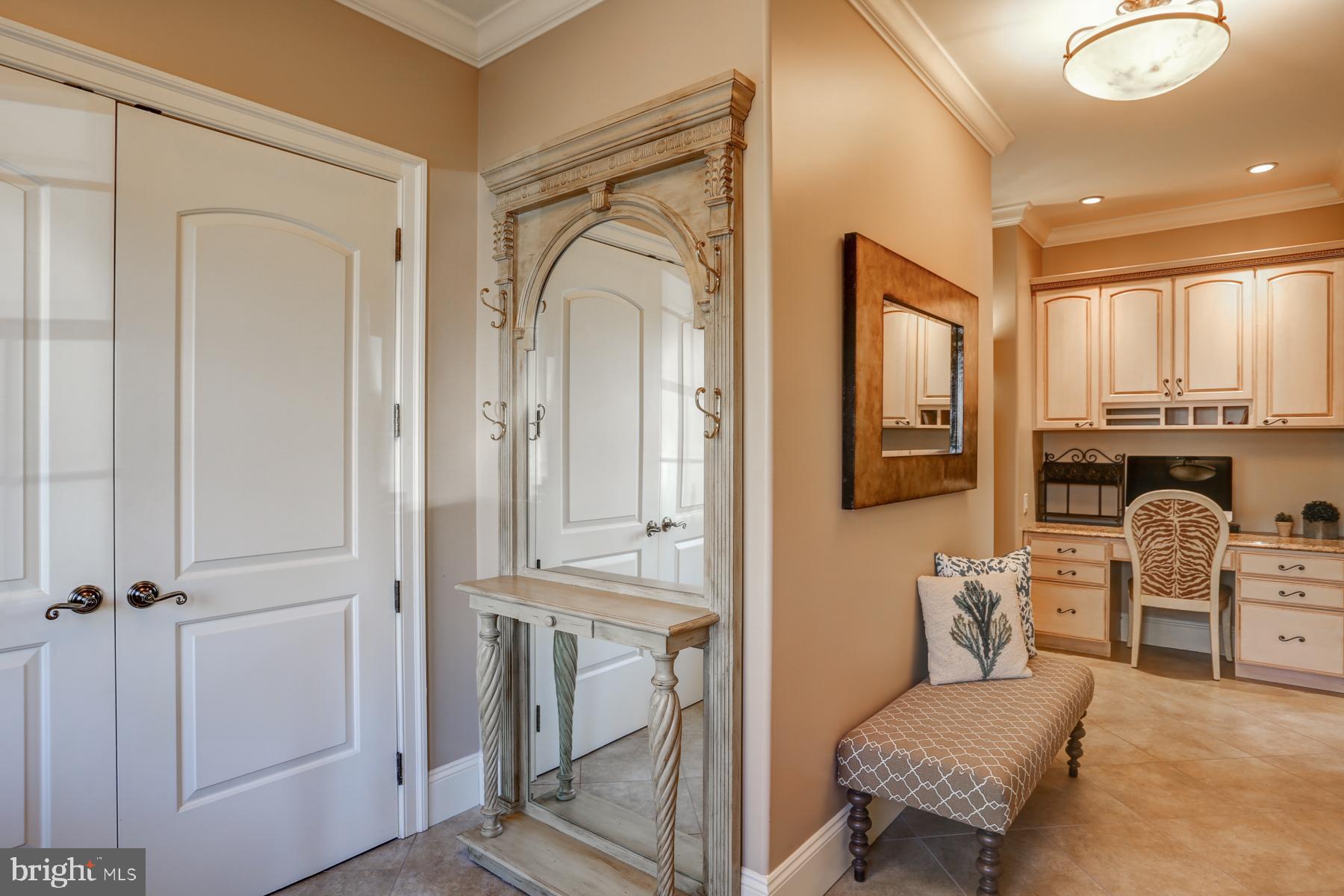 DERRY WOODS - Residential