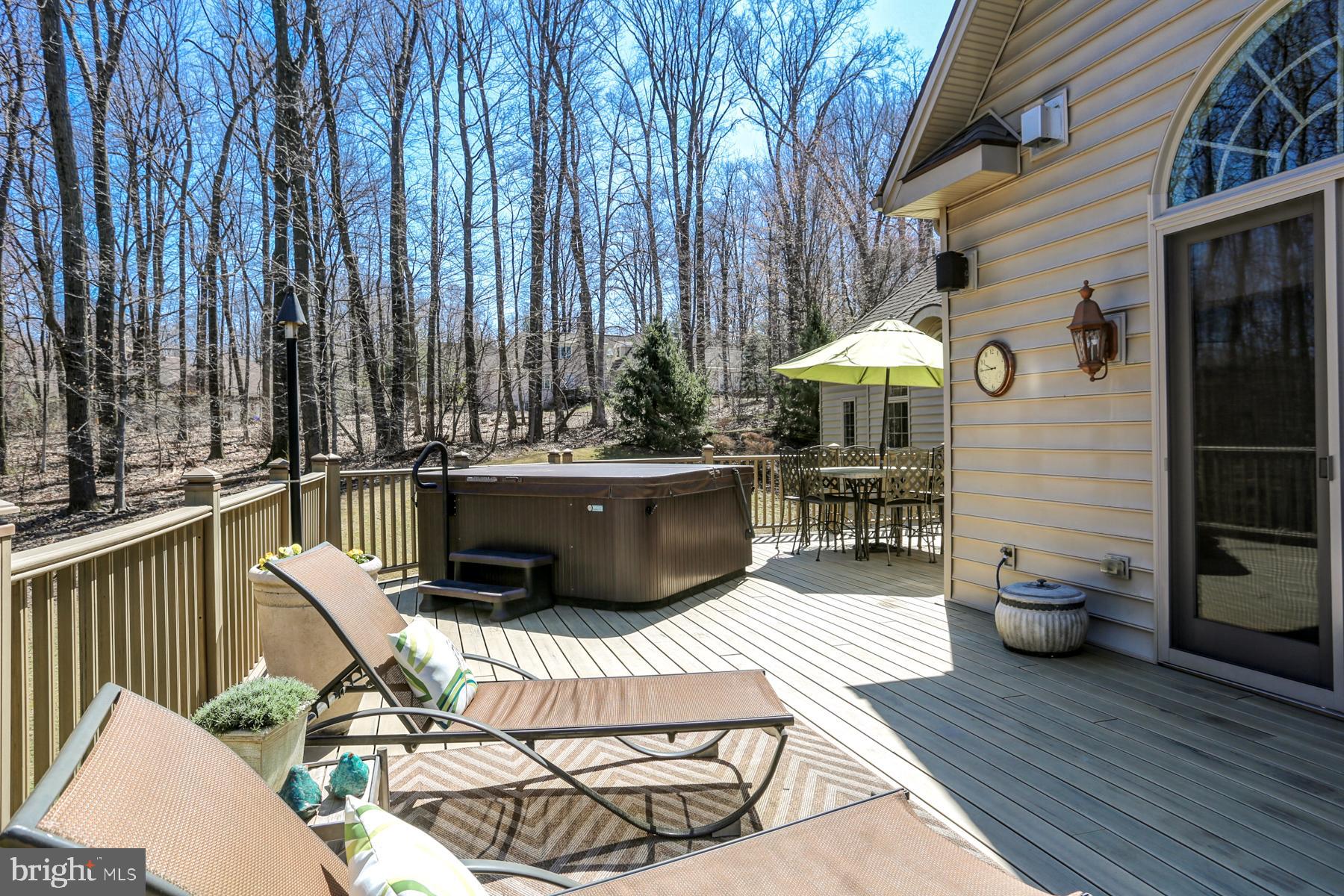 DERRY WOODS - Residential