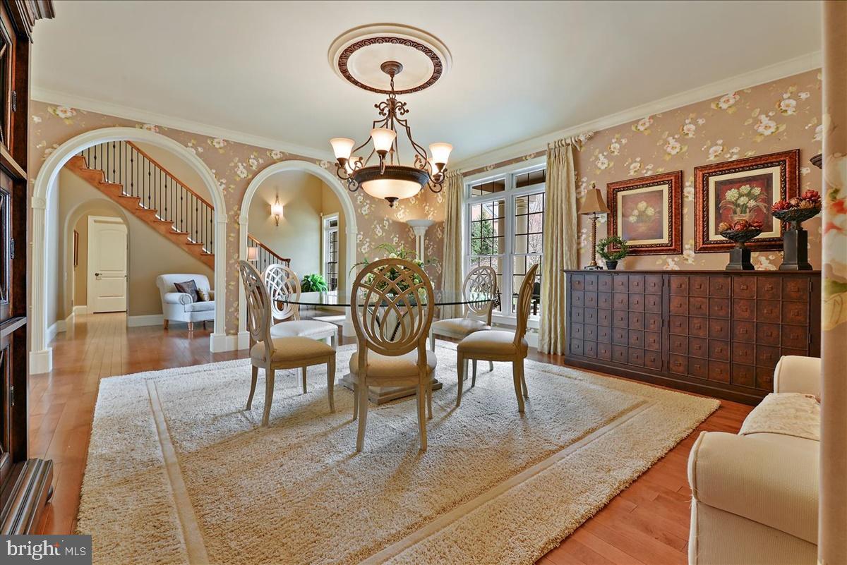 DERRY WOODS - Residential