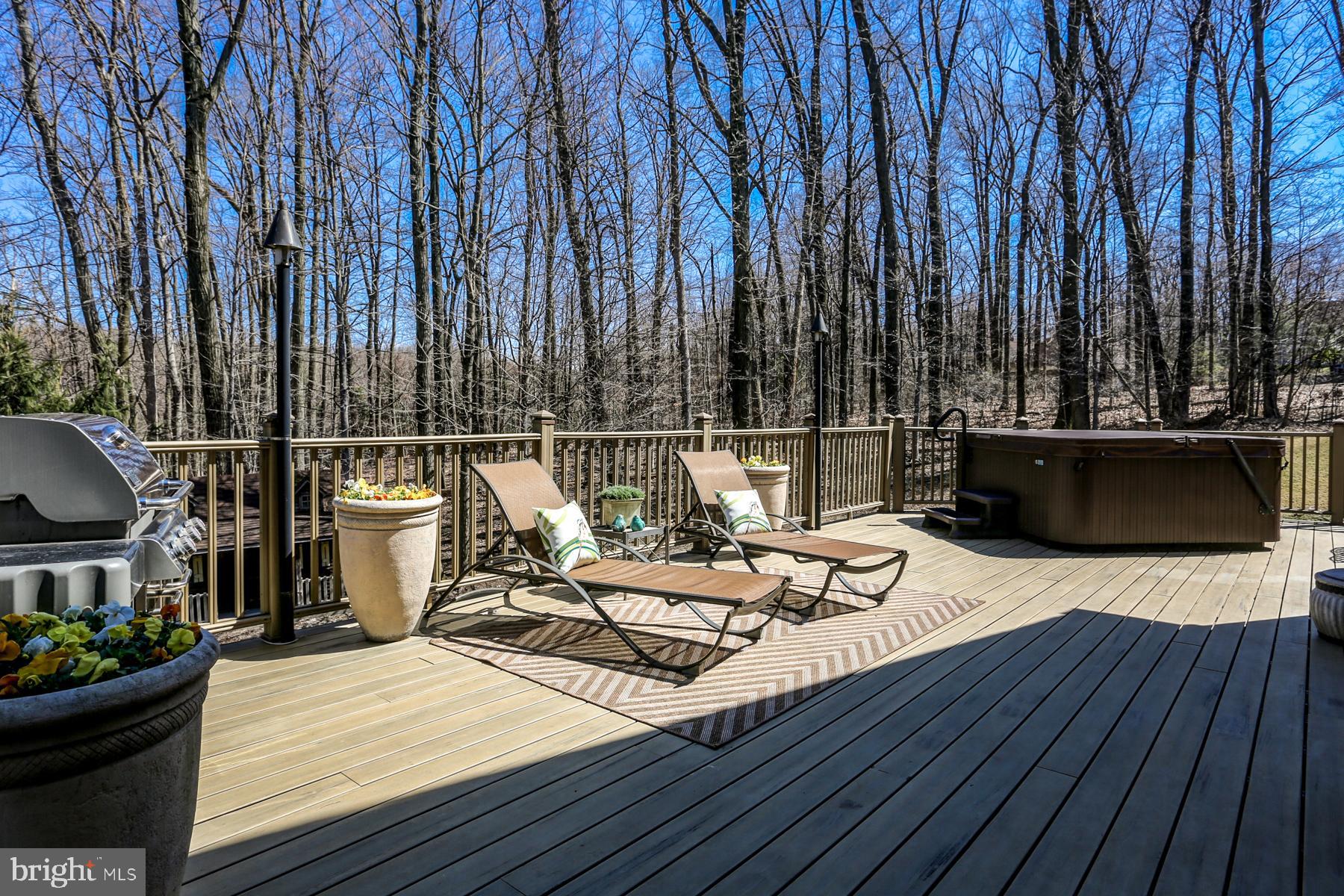 DERRY WOODS - Residential