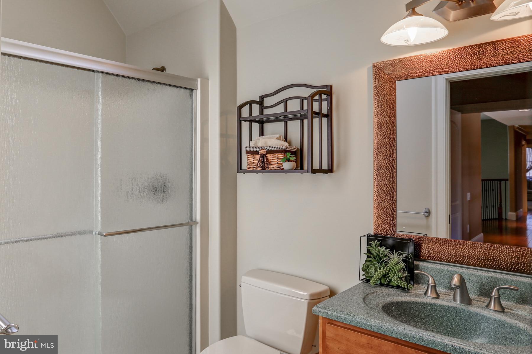 DERRY WOODS - Residential