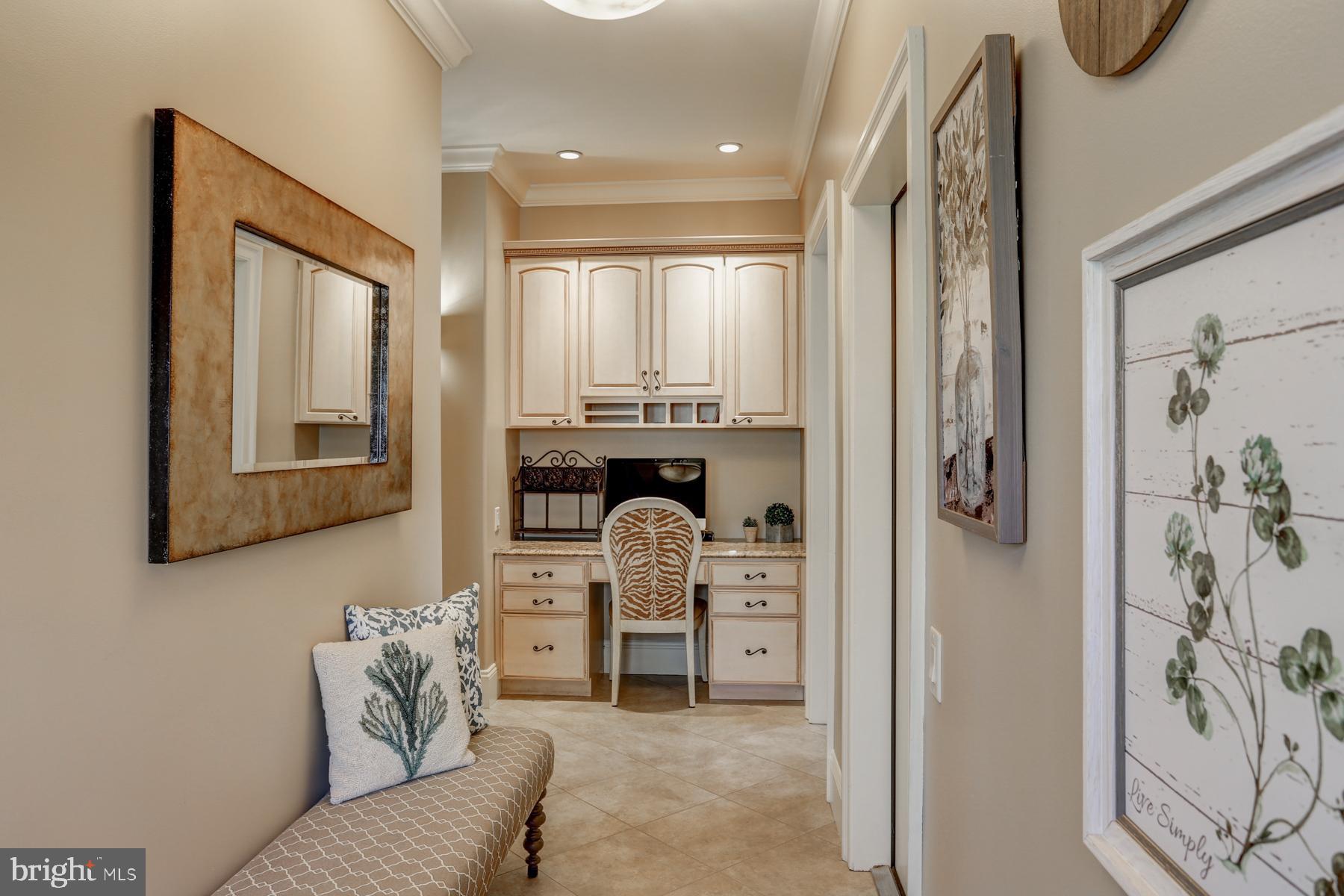 DERRY WOODS - Residential