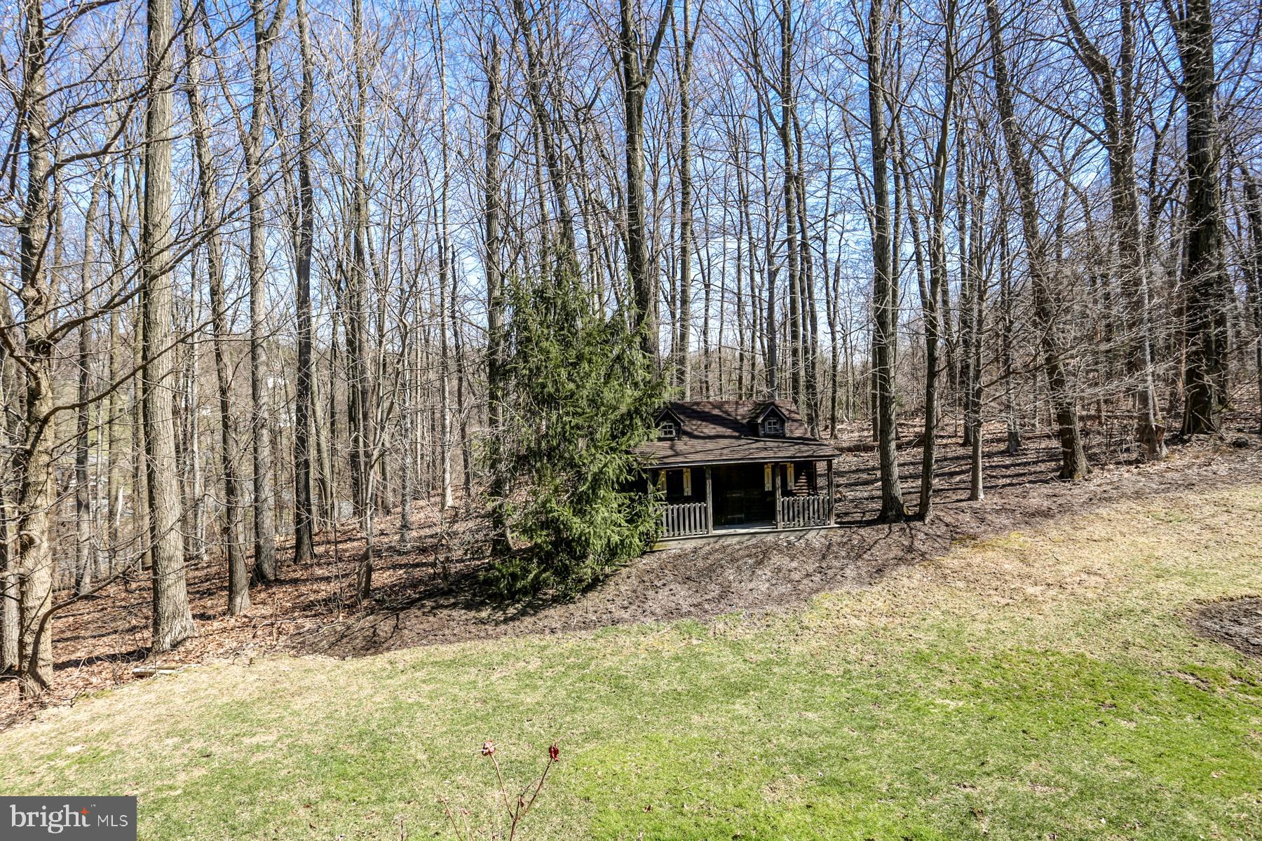 DERRY WOODS - Residential