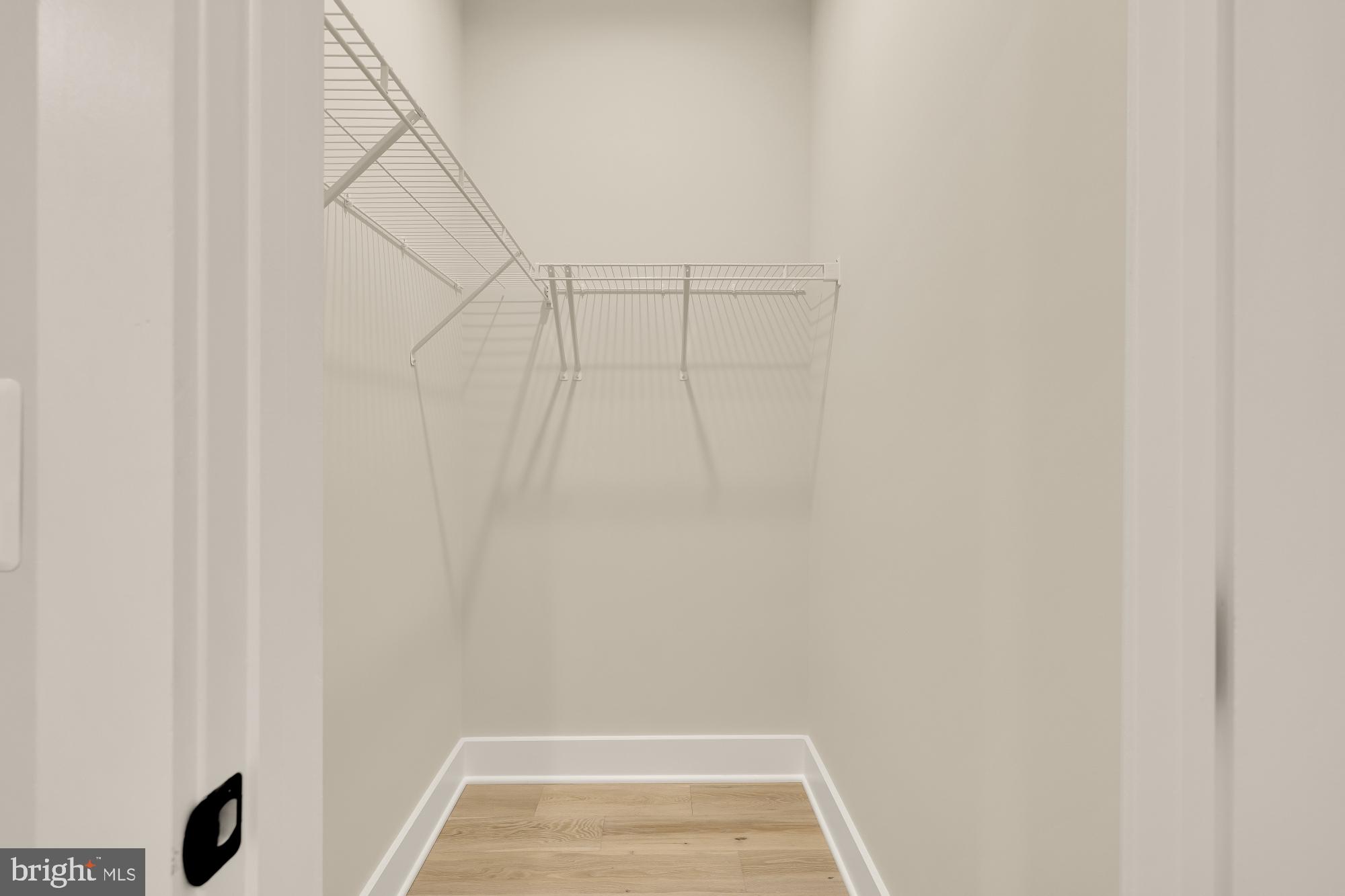 DEL RAY - Residential