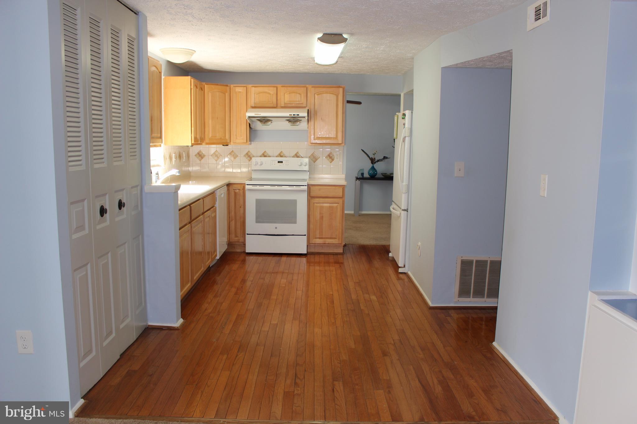 FAIRMONT - Residential