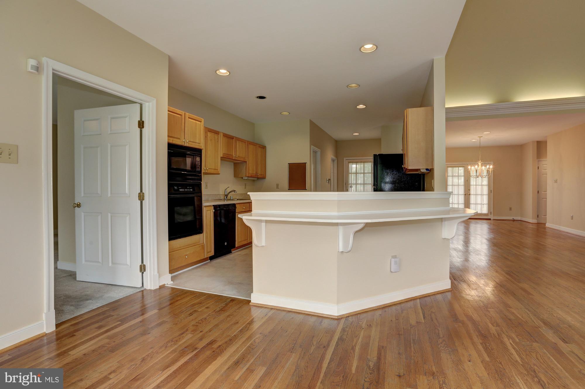 PATERNAL GIFT FARM - Residential Lease