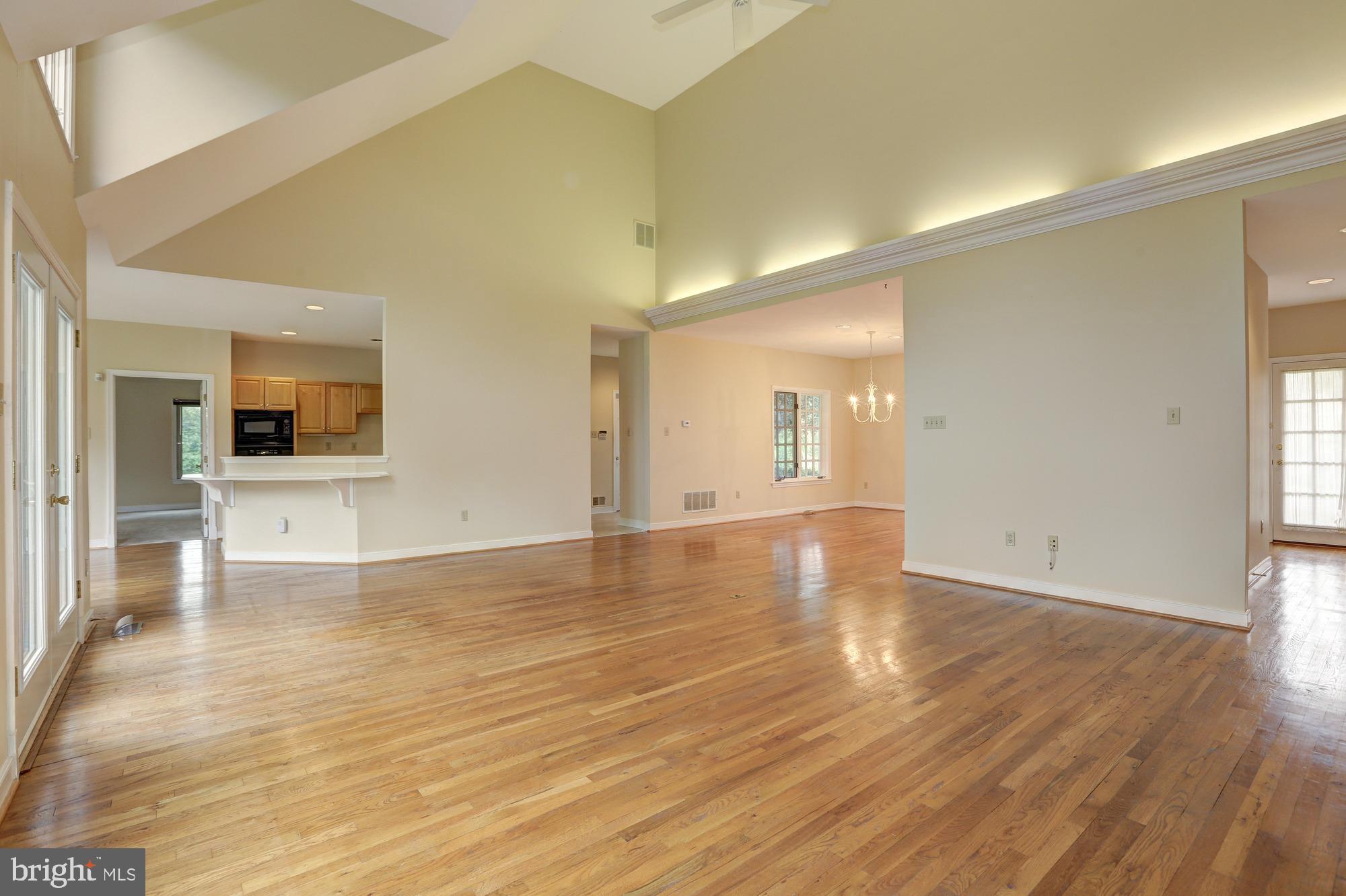 PATERNAL GIFT FARM - Residential Lease