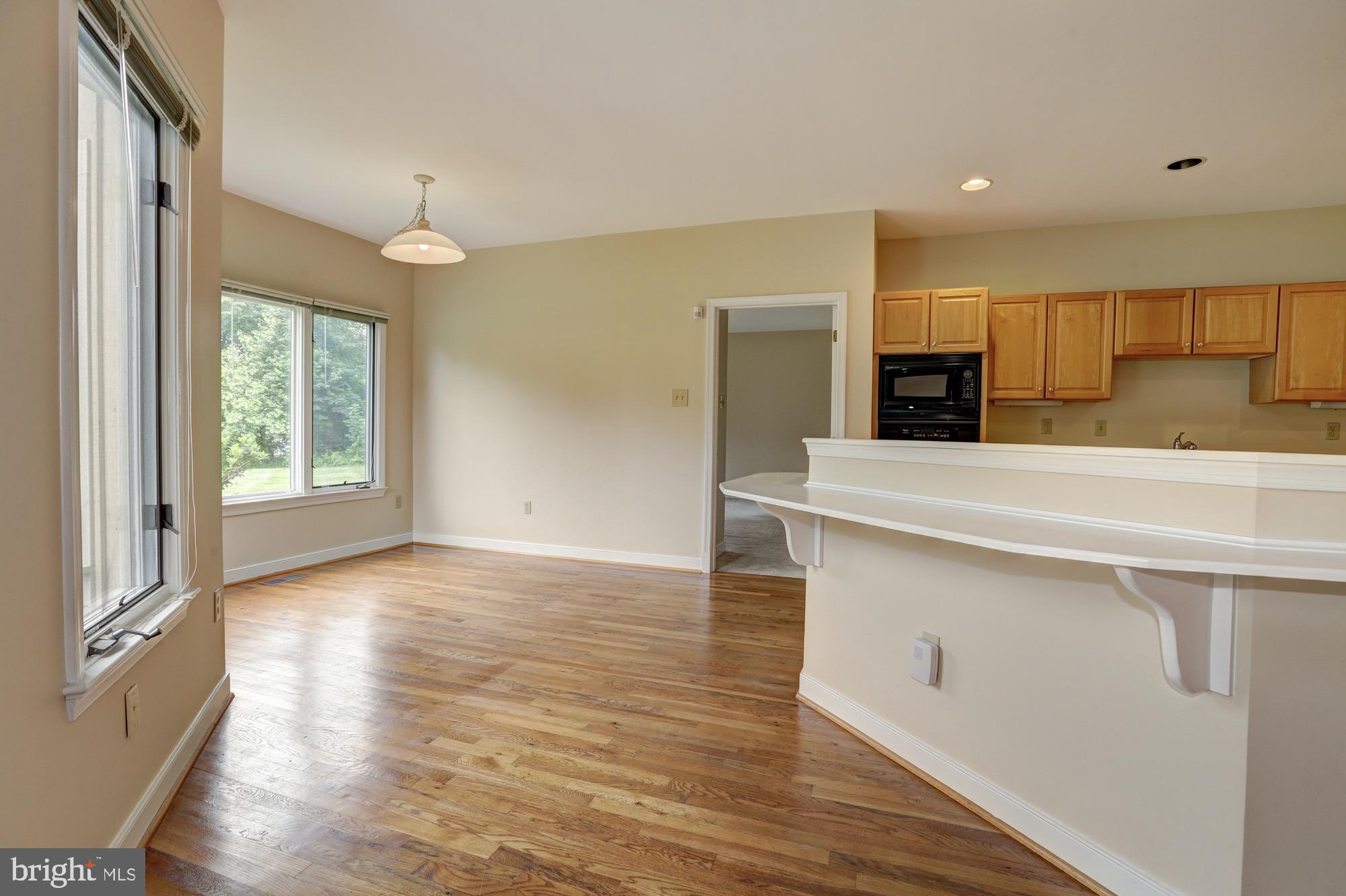 PATERNAL GIFT FARM - Residential Lease