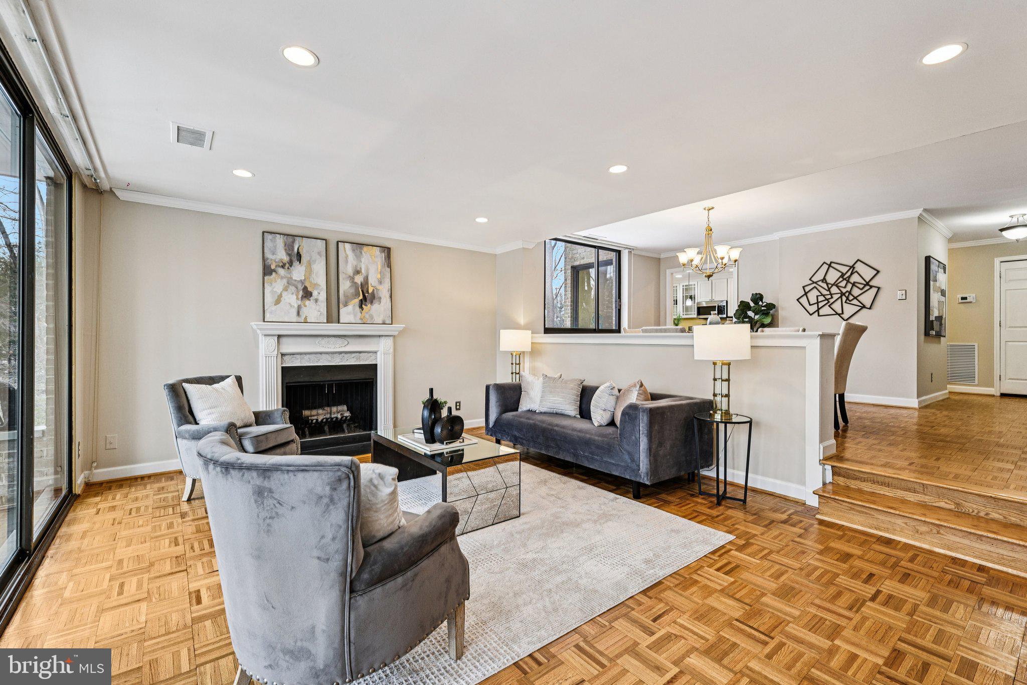 SUMNER VILLAGE - Residential