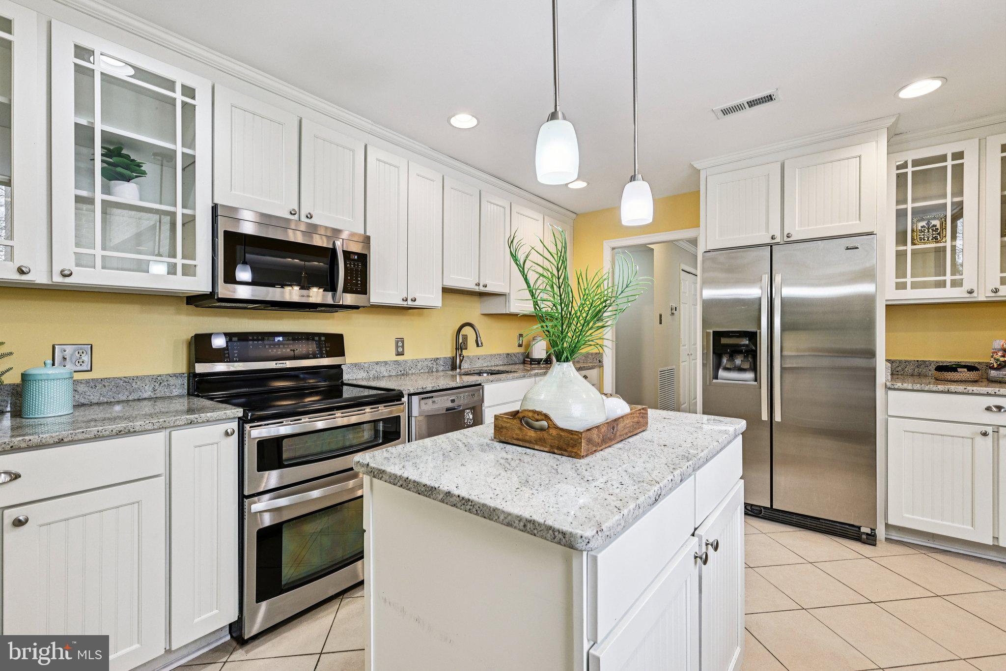 SUMNER VILLAGE - Residential