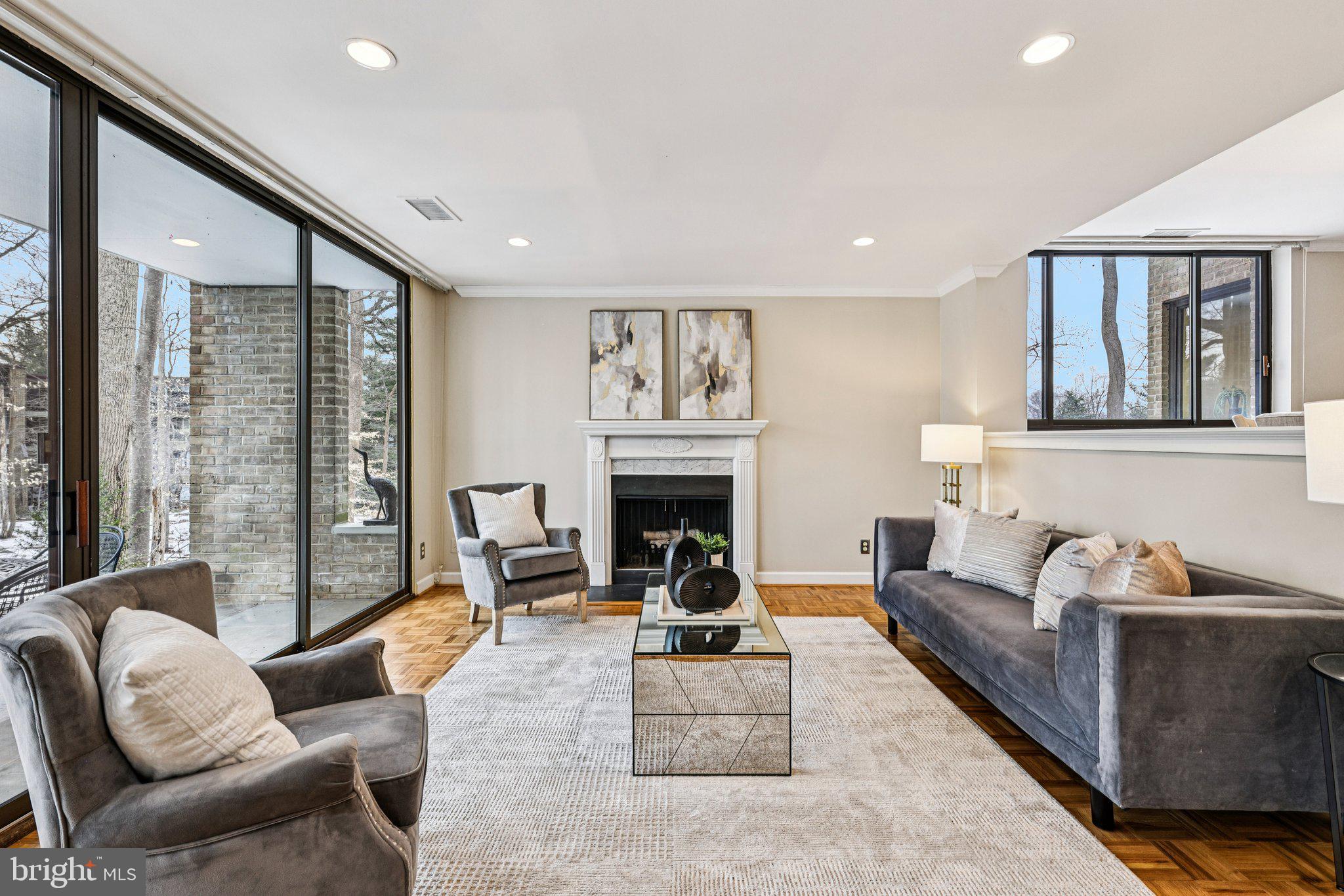 SUMNER VILLAGE - Residential