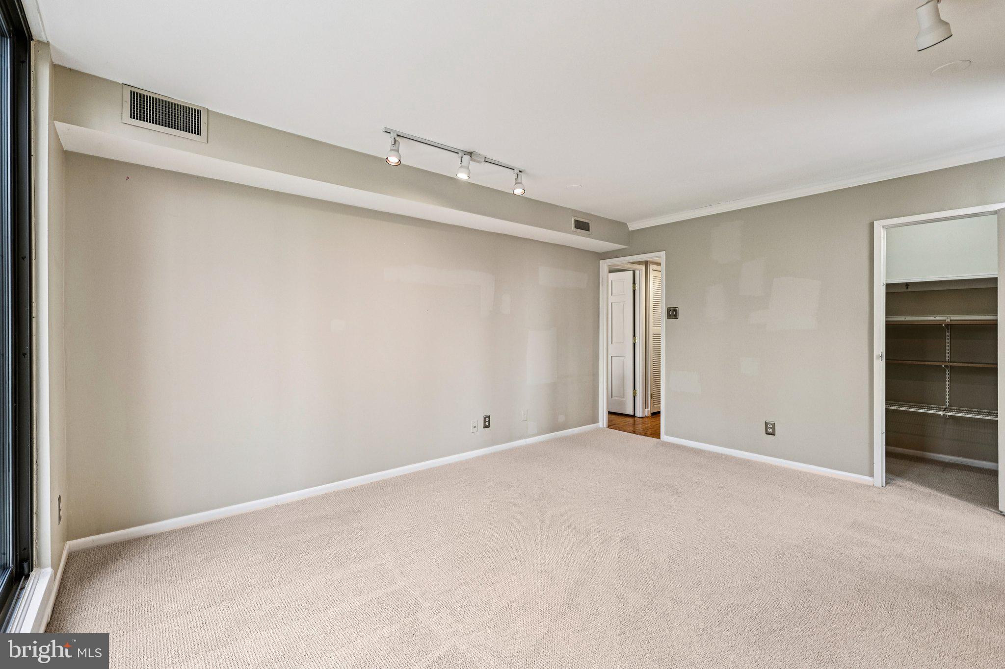 SUMNER VILLAGE - Residential