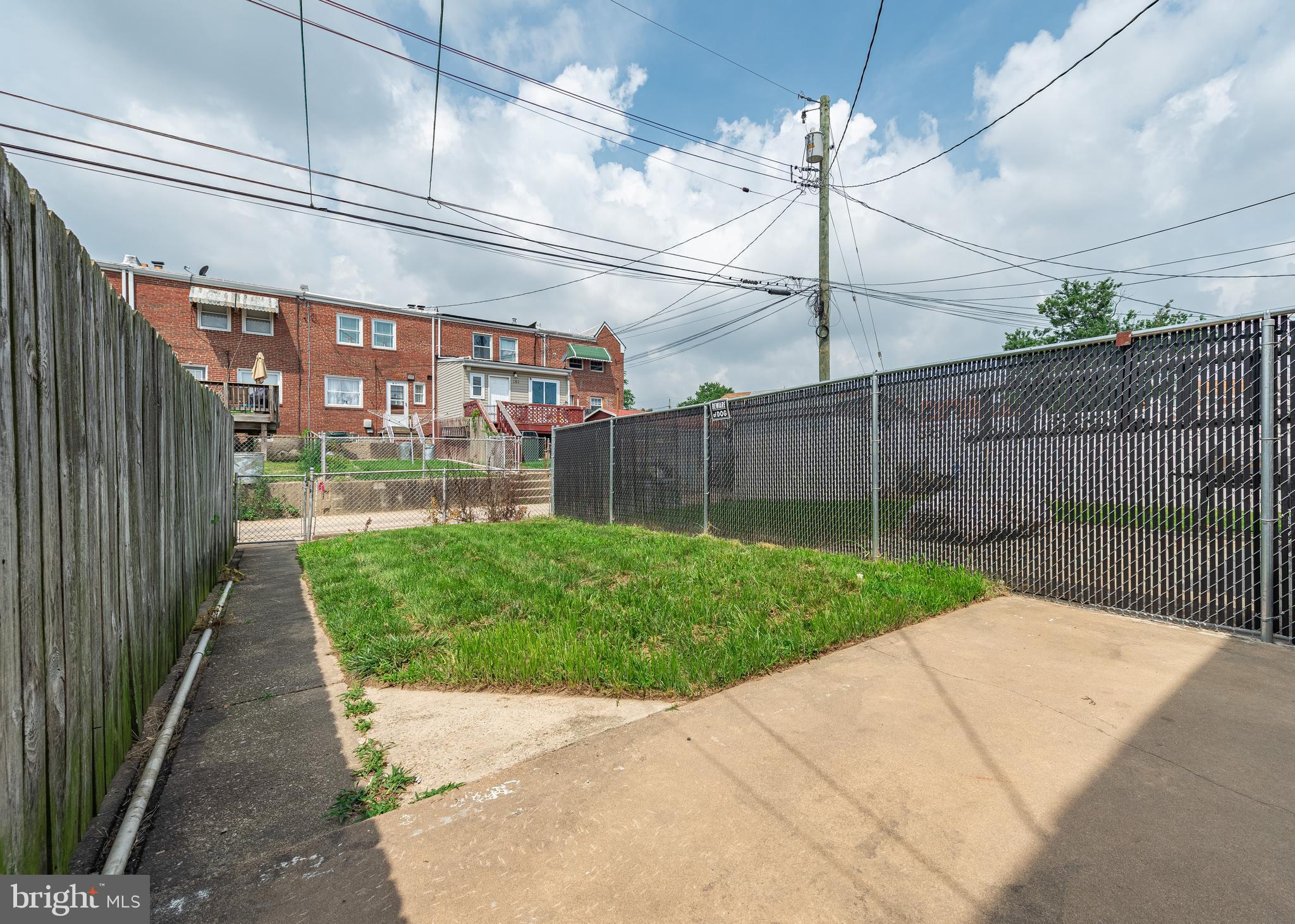 GRAY MANOR HOMES - Residential