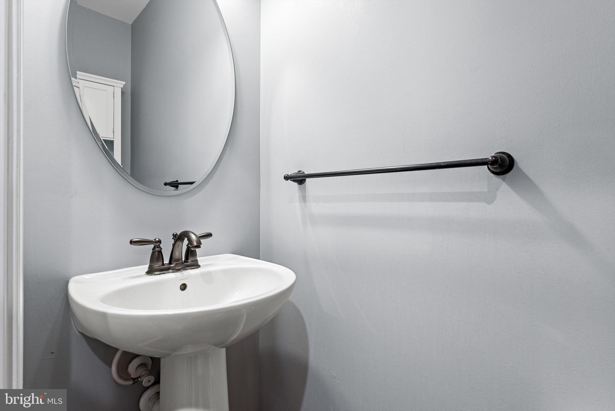 MADISON GROVE - Residential