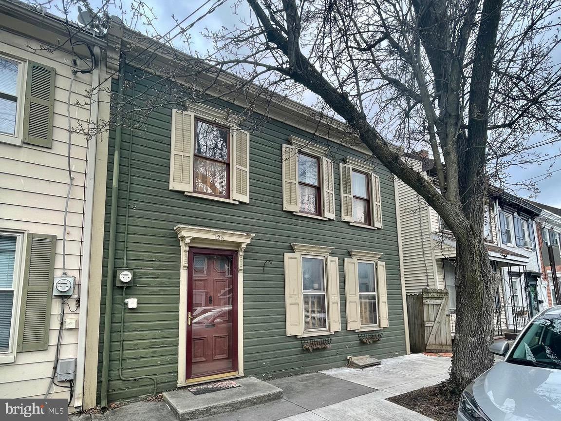 CARLISLE HISTORIC DISTRICT - Residential