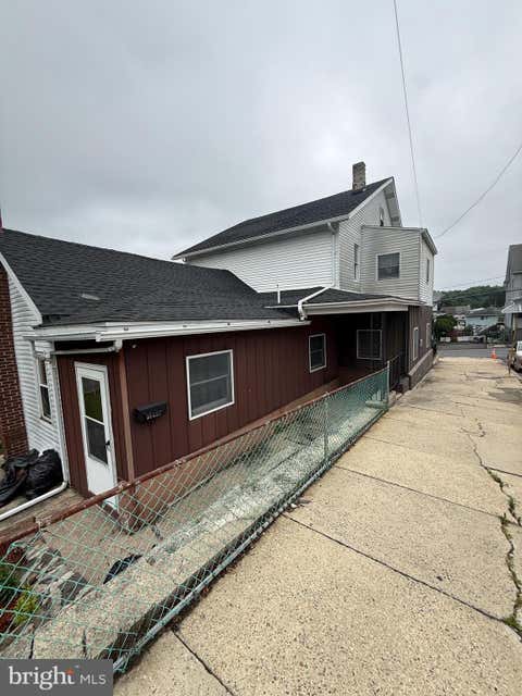 Photo of 147 E Ruddle Street, COALDALE, PA 18218 (MLS # PASK2028126)