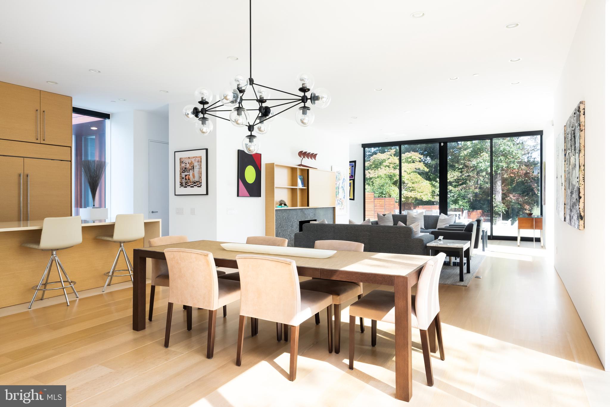 CHEVY CHASE - Residential