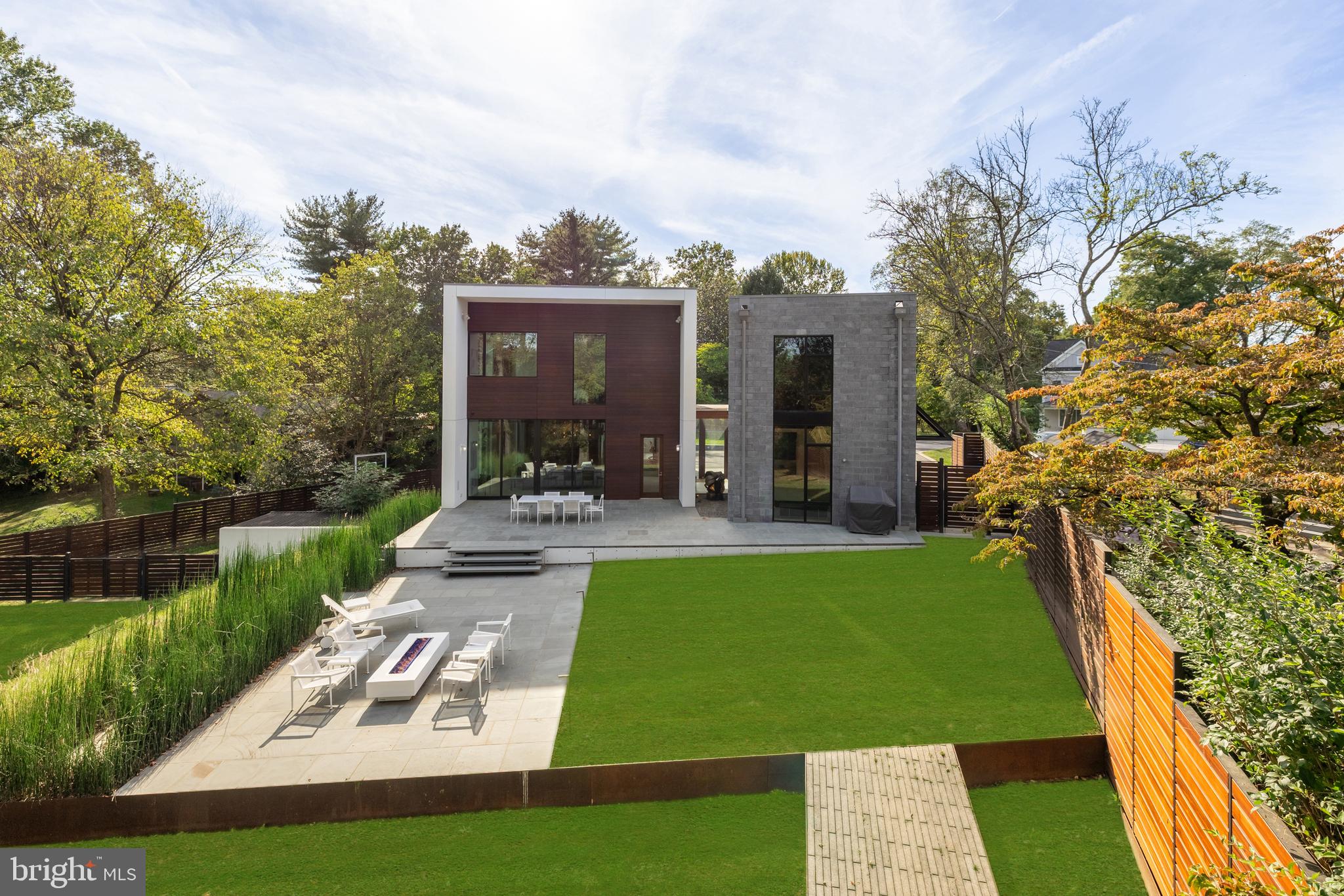 CHEVY CHASE - Residential