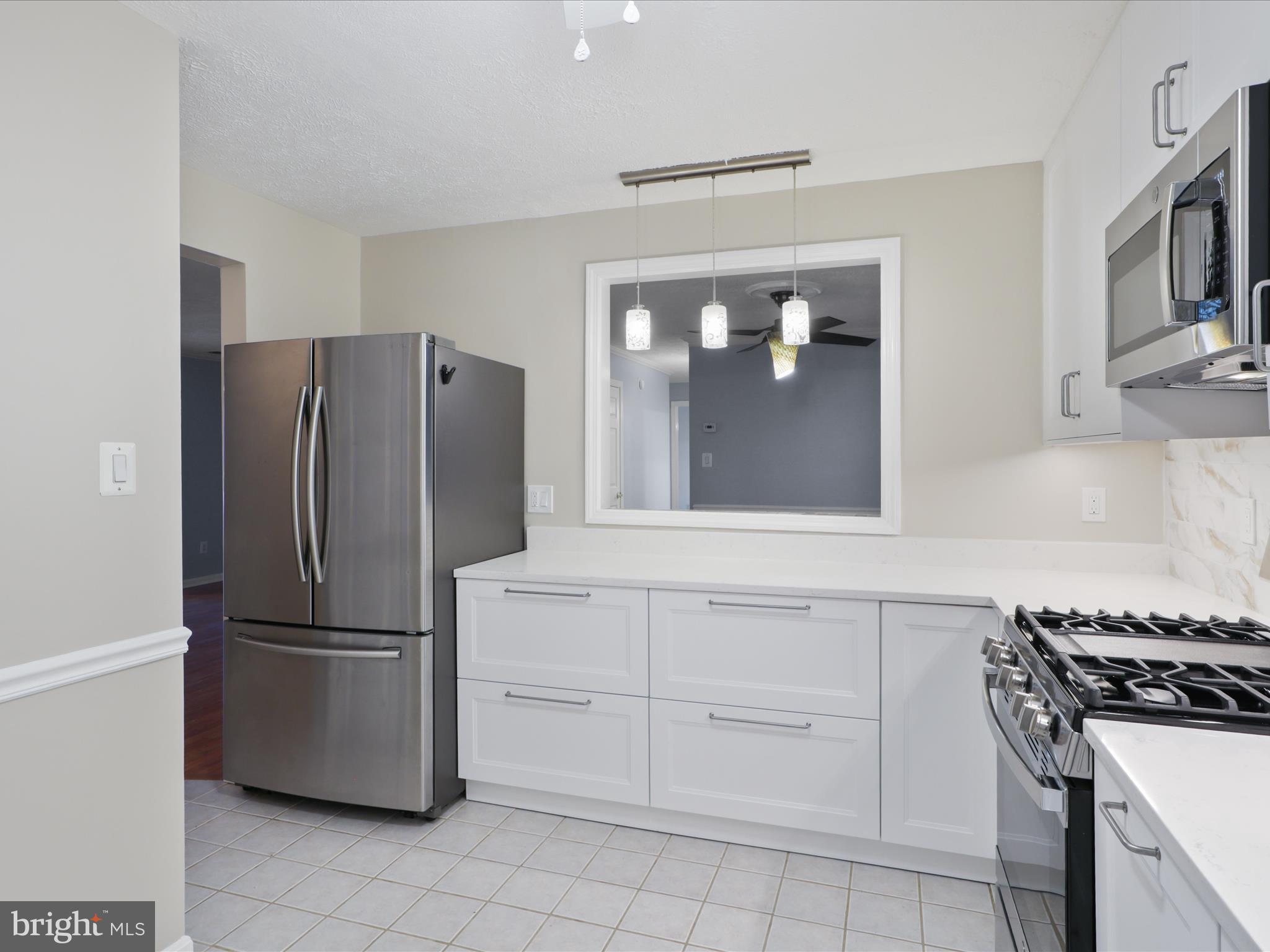 THE OAKTON - Residential Lease