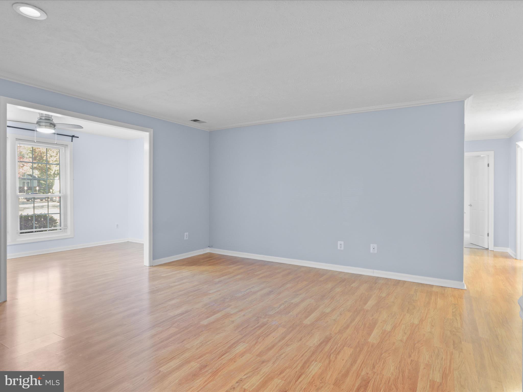 THE OAKTON - Residential Lease