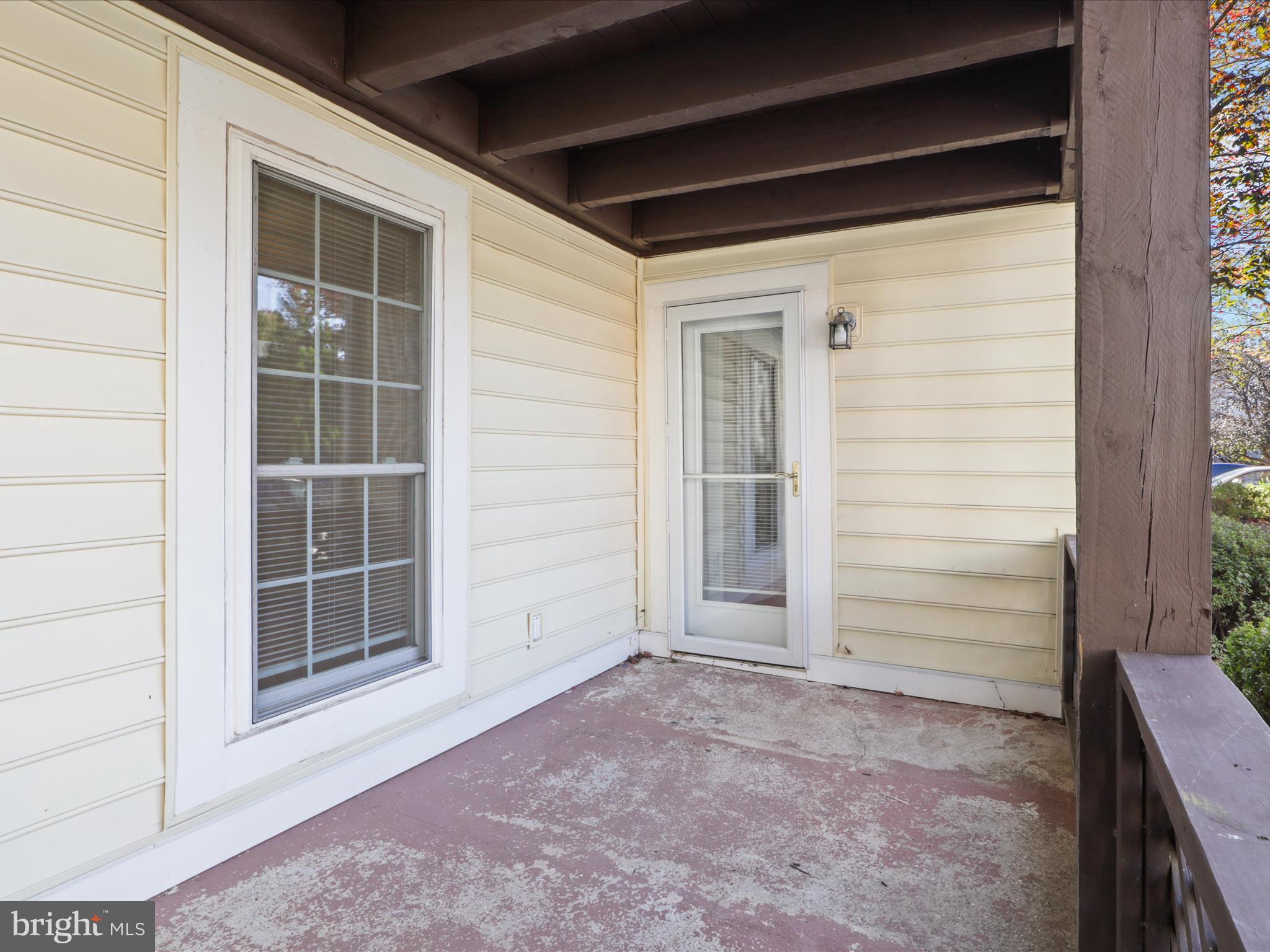 THE OAKTON - Residential Lease