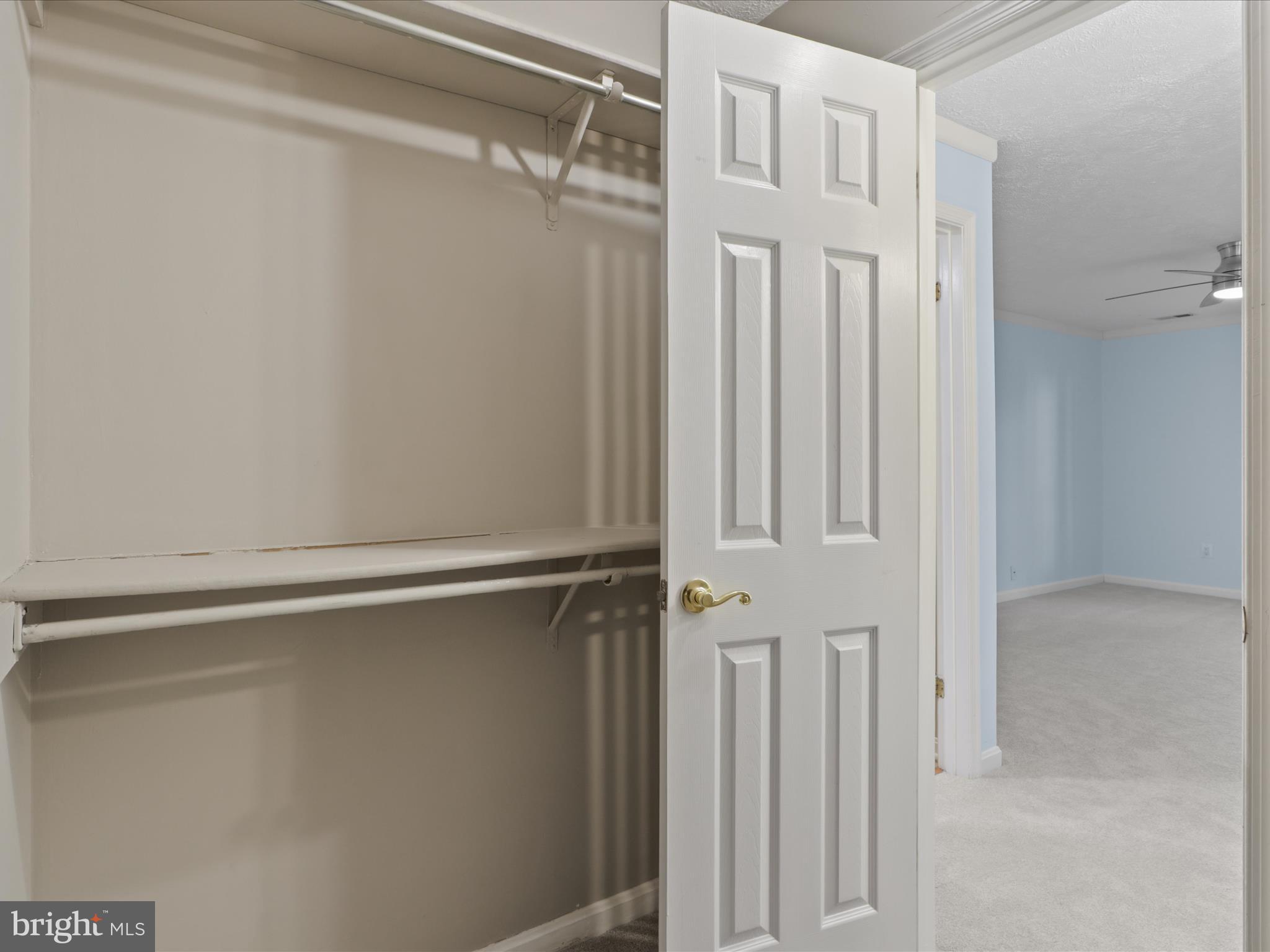 THE OAKTON - Residential Lease