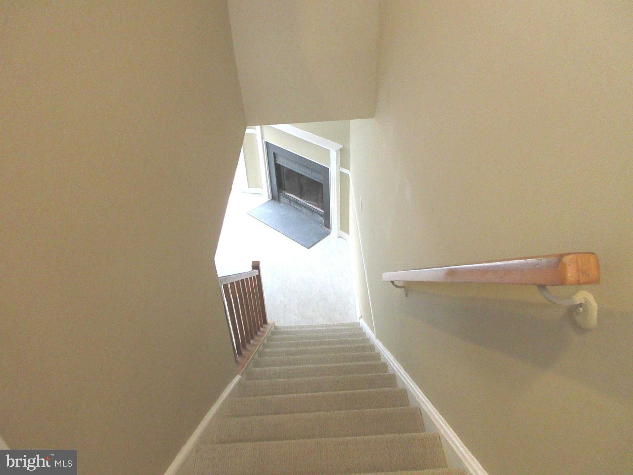 VILLAGE SHIRES - Residential