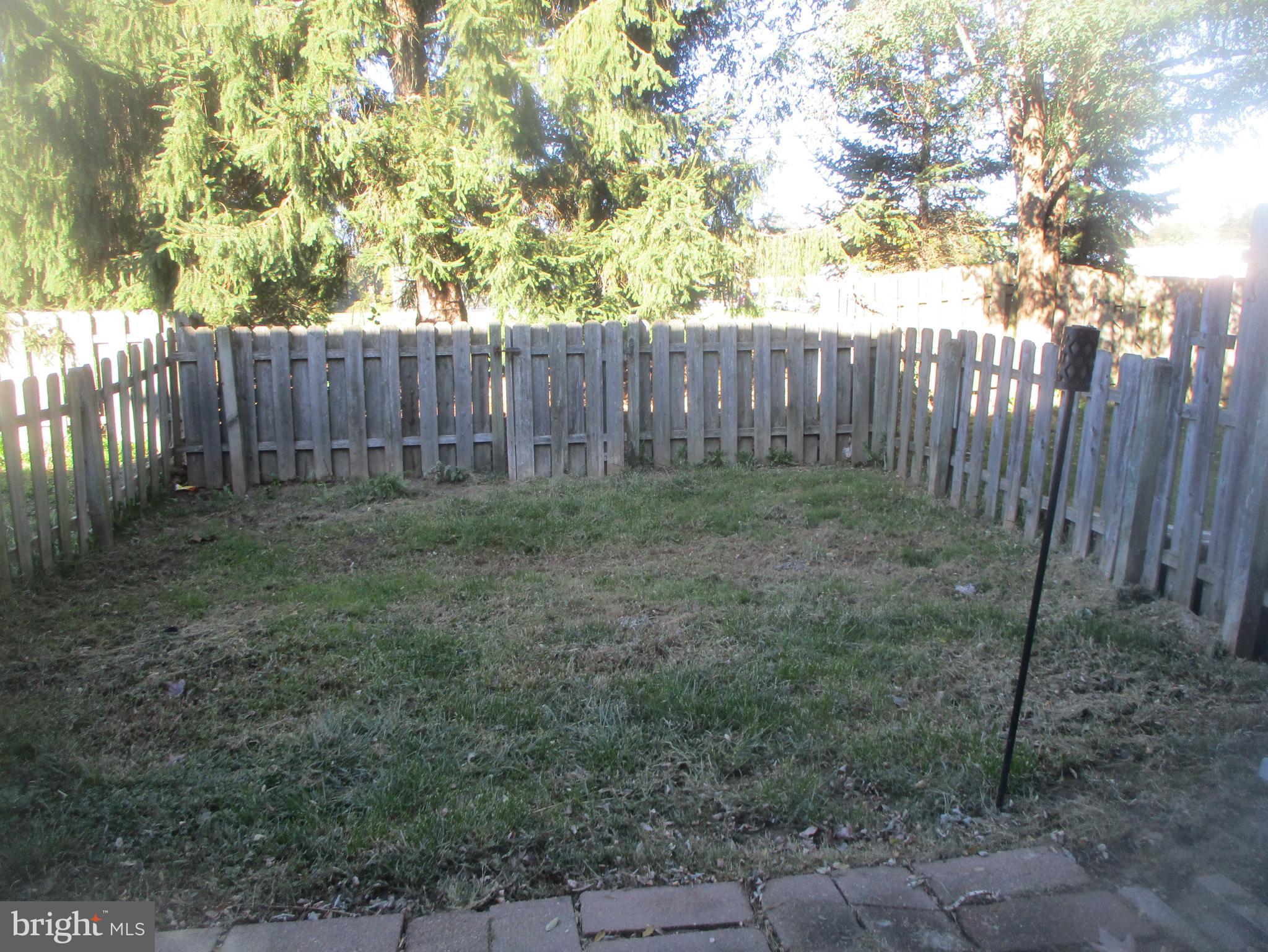 VILLAGE SHIRES - Residential