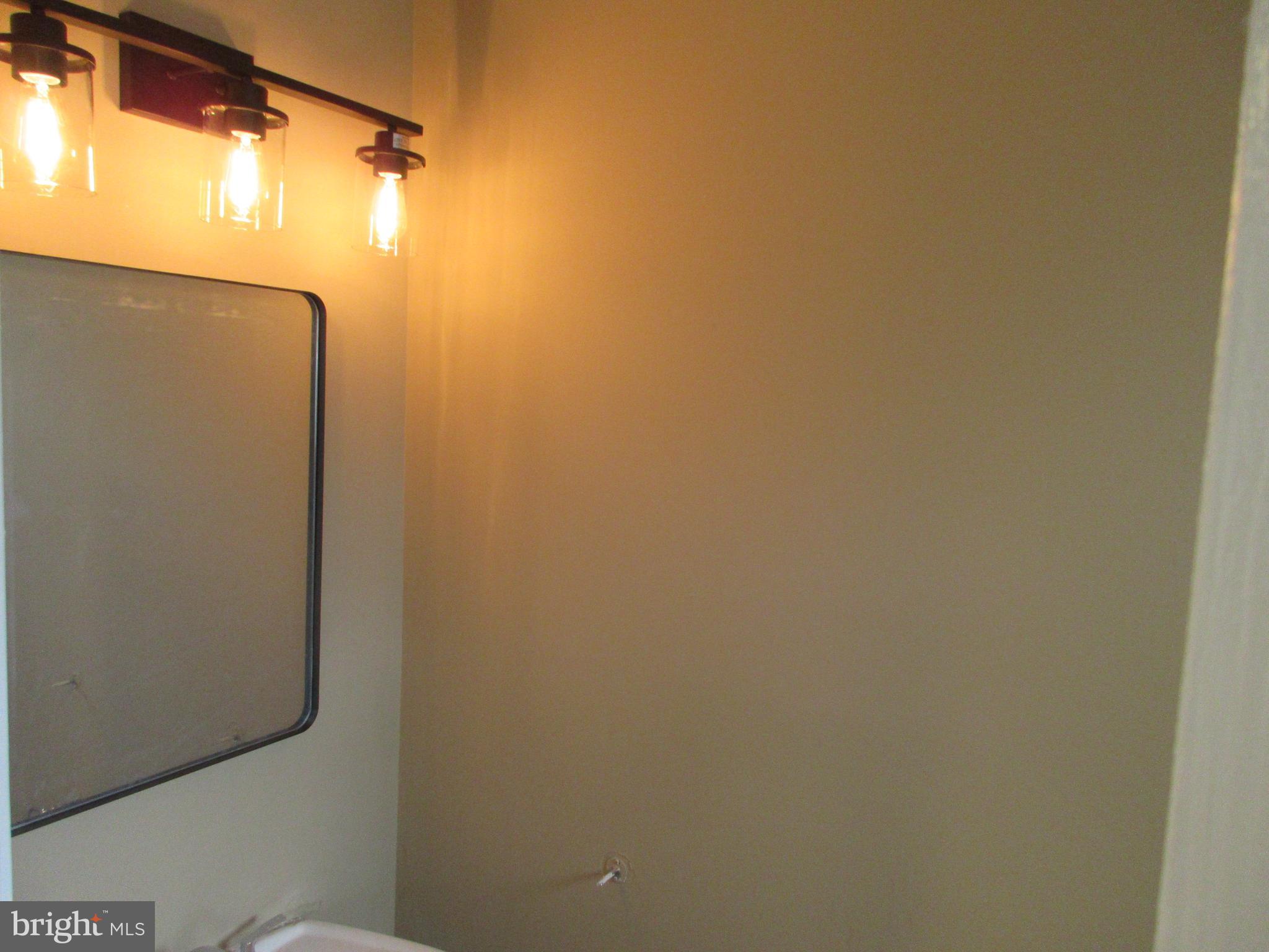 VILLAGE SHIRES - Residential