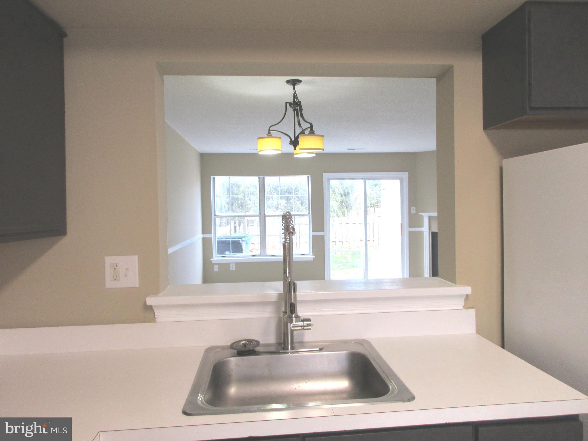 VILLAGE SHIRES - Residential