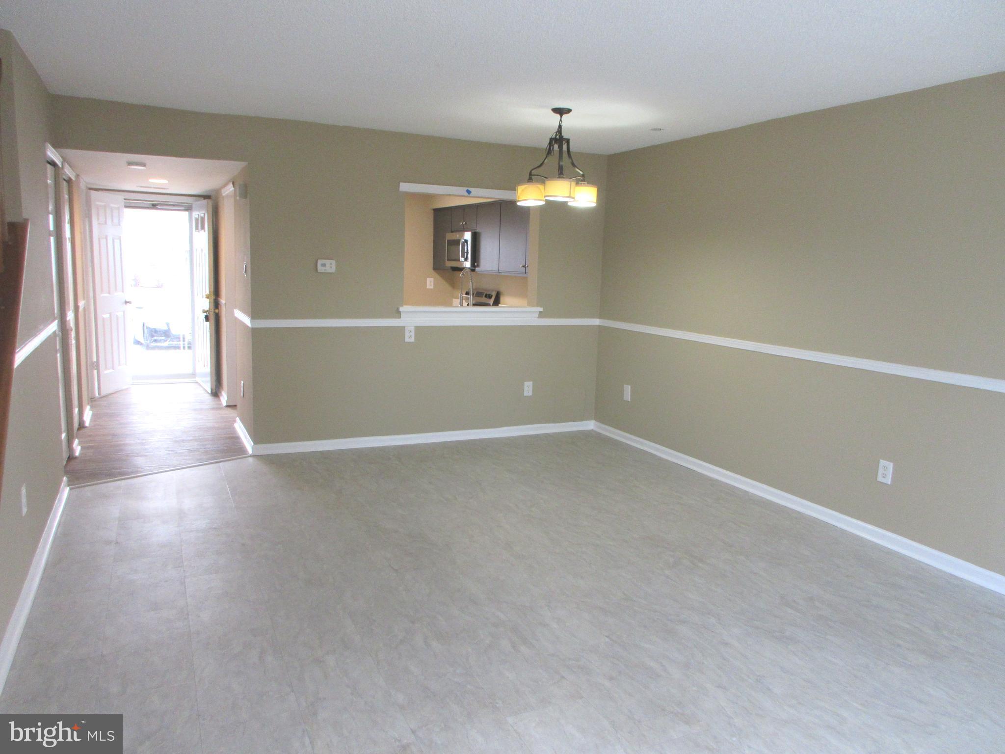 VILLAGE SHIRES - Residential