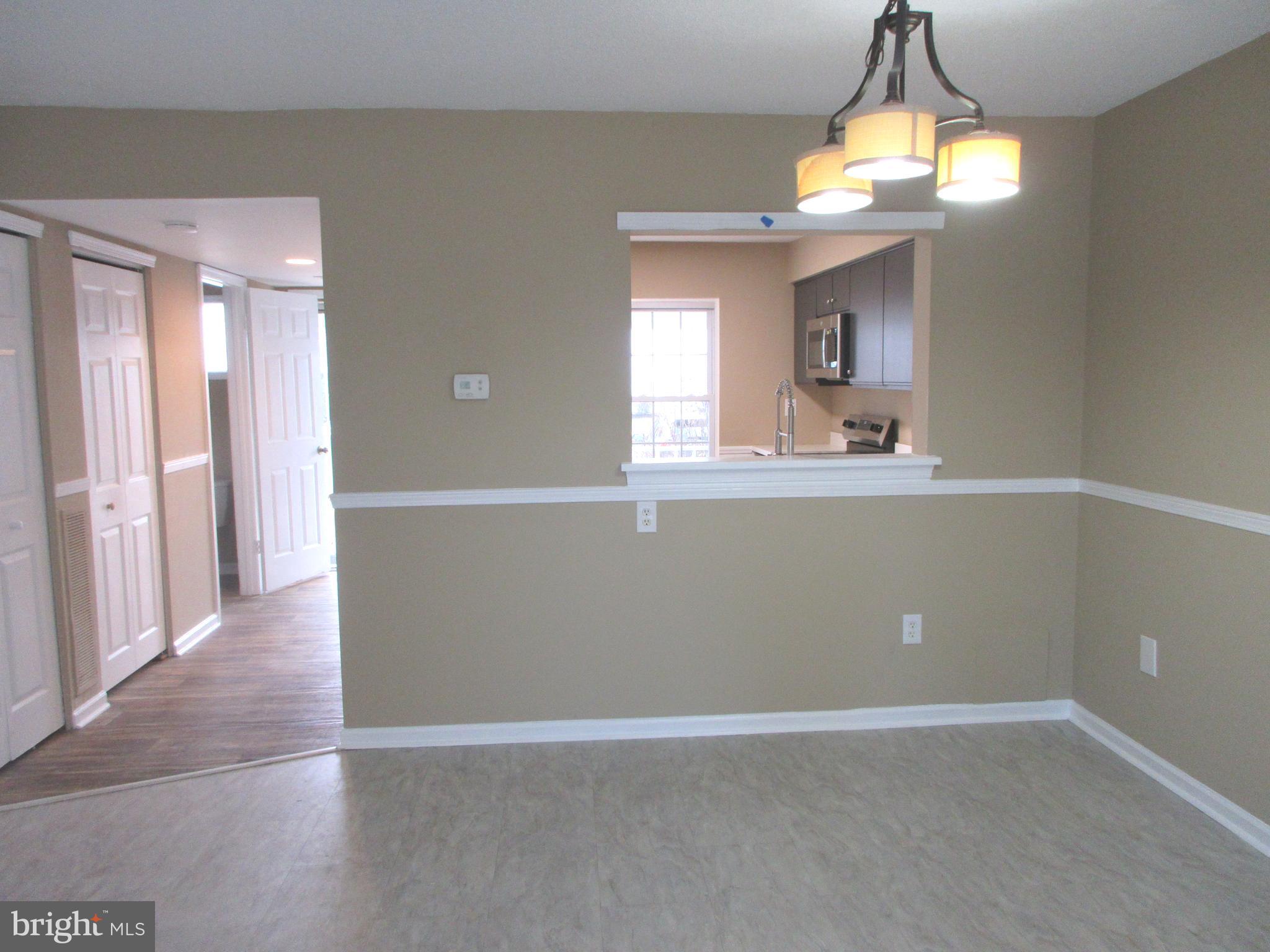 VILLAGE SHIRES - Residential