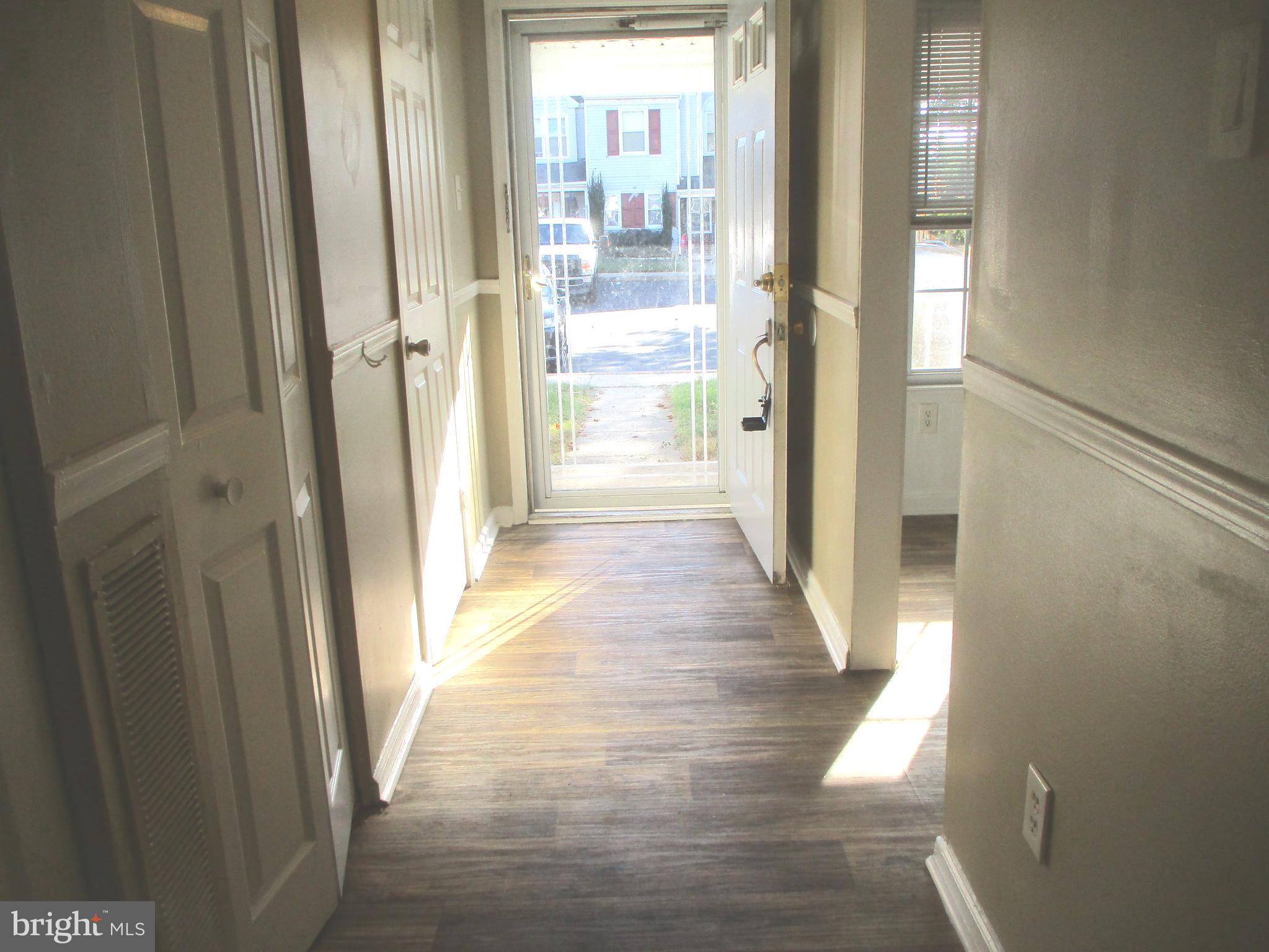 VILLAGE SHIRES - Residential