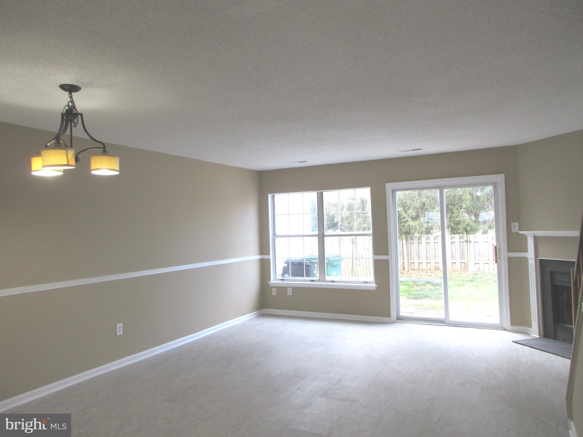 VILLAGE SHIRES - Residential