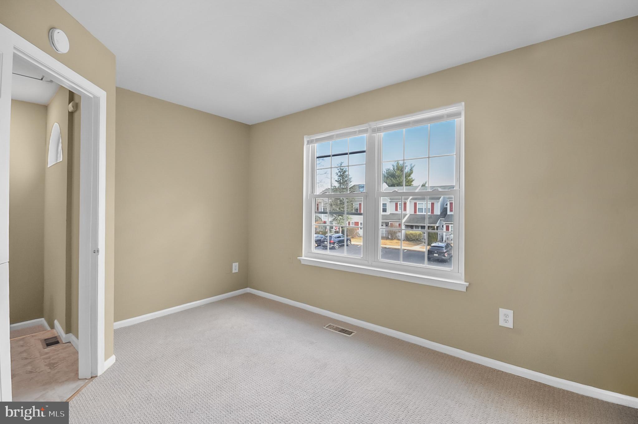 VILLAGE SHIRES - Residential