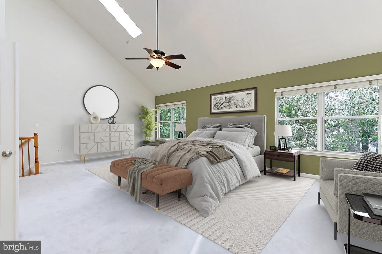 FAIR LAKES COURT - Residential