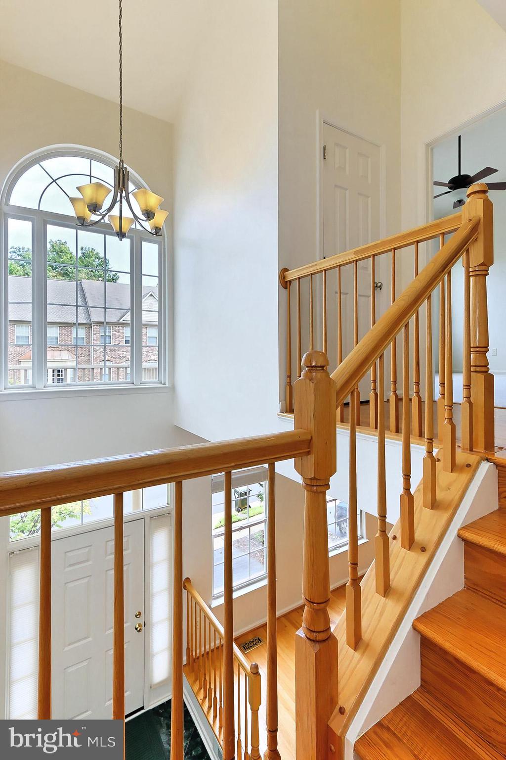 FAIR LAKES COURT - Residential