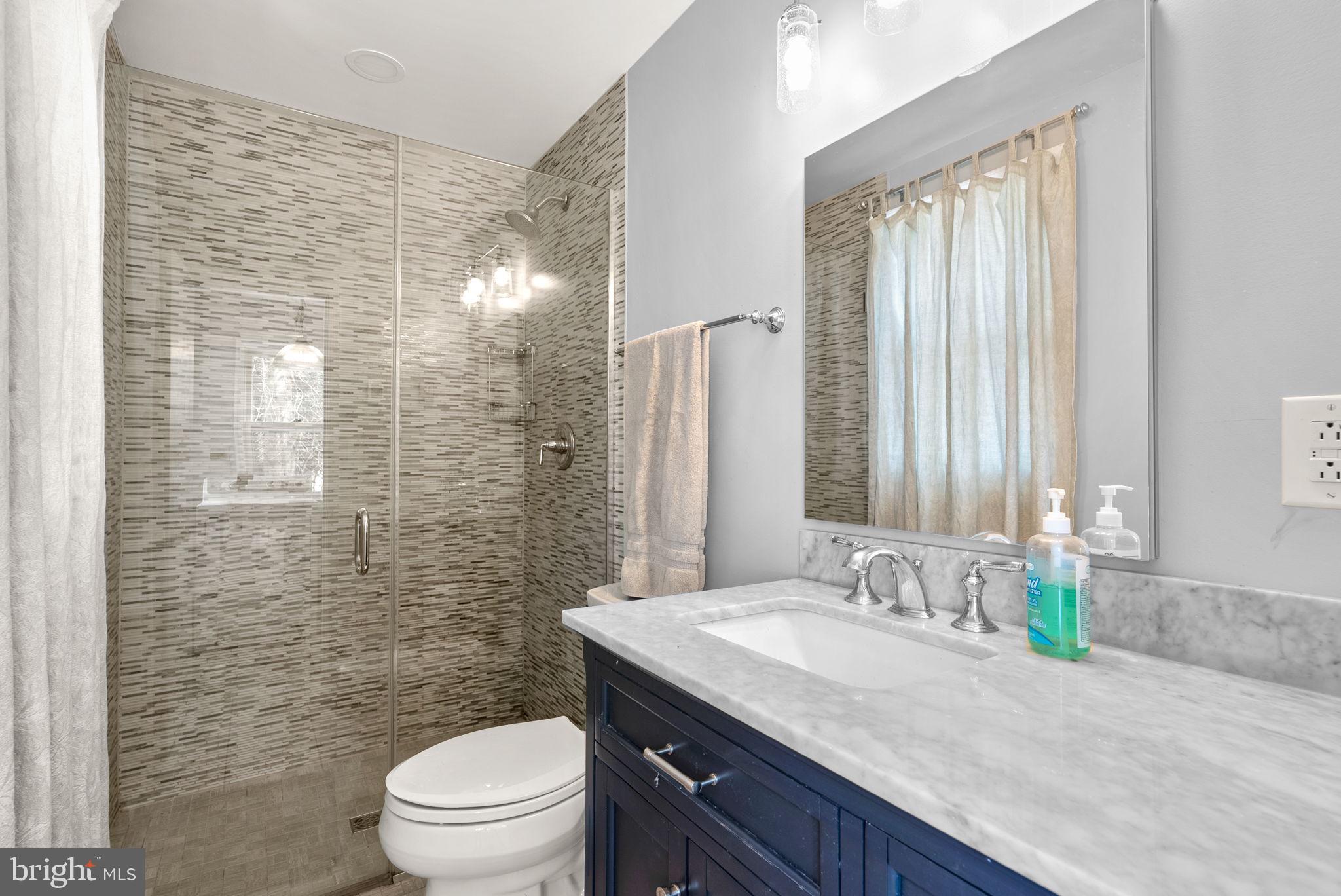 RIVERDALE PARK - Residential