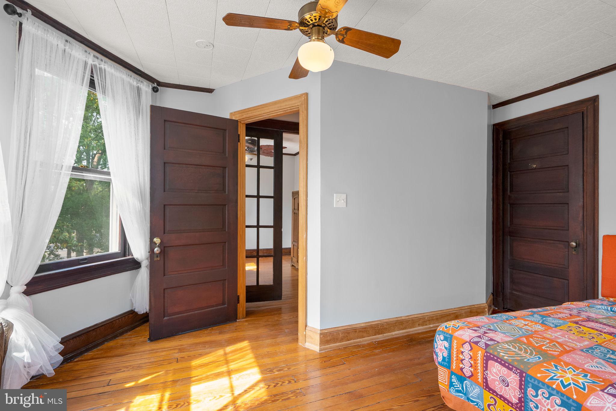 RIVERDALE PARK - Residential