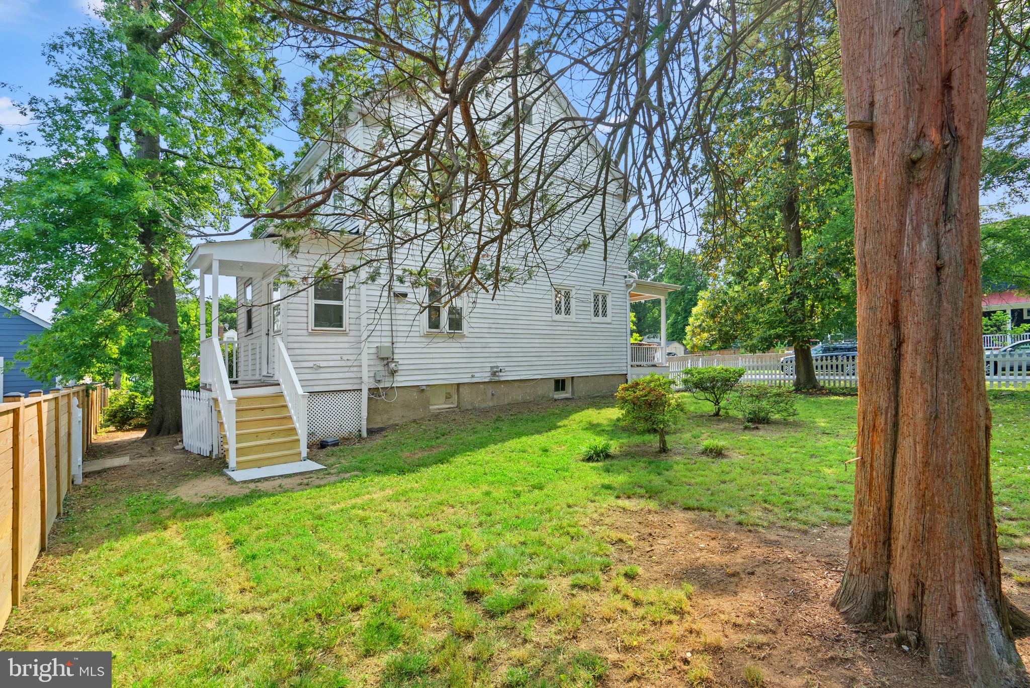 RIVERDALE PARK - Residential