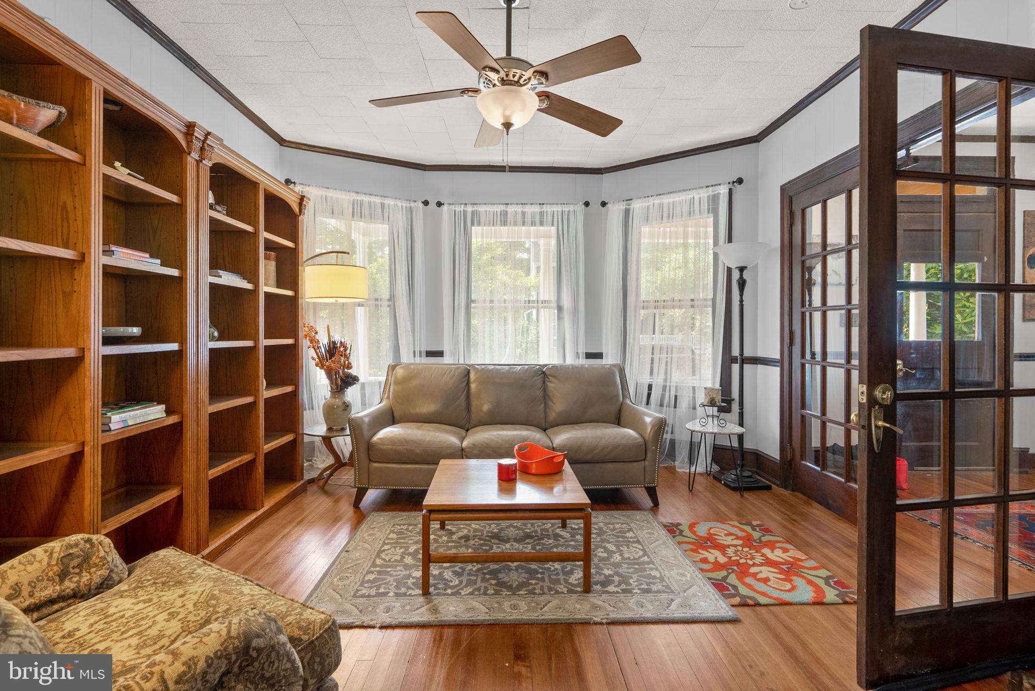 RIVERDALE PARK - Residential