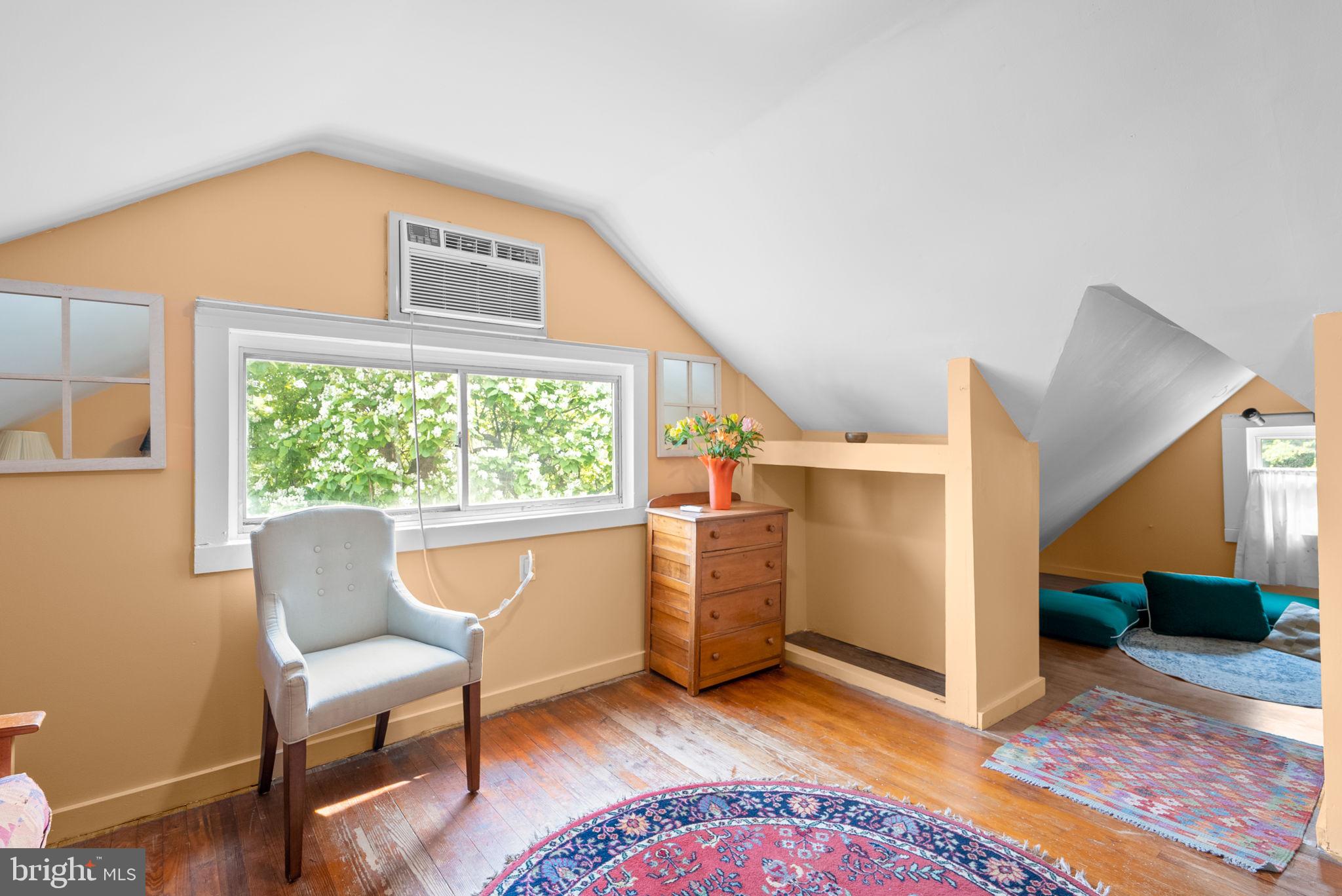 RIVERDALE PARK - Residential