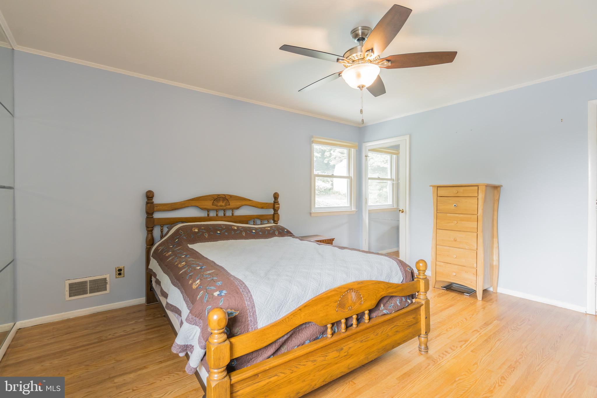 ROLLING VALLEY - Residential Lease