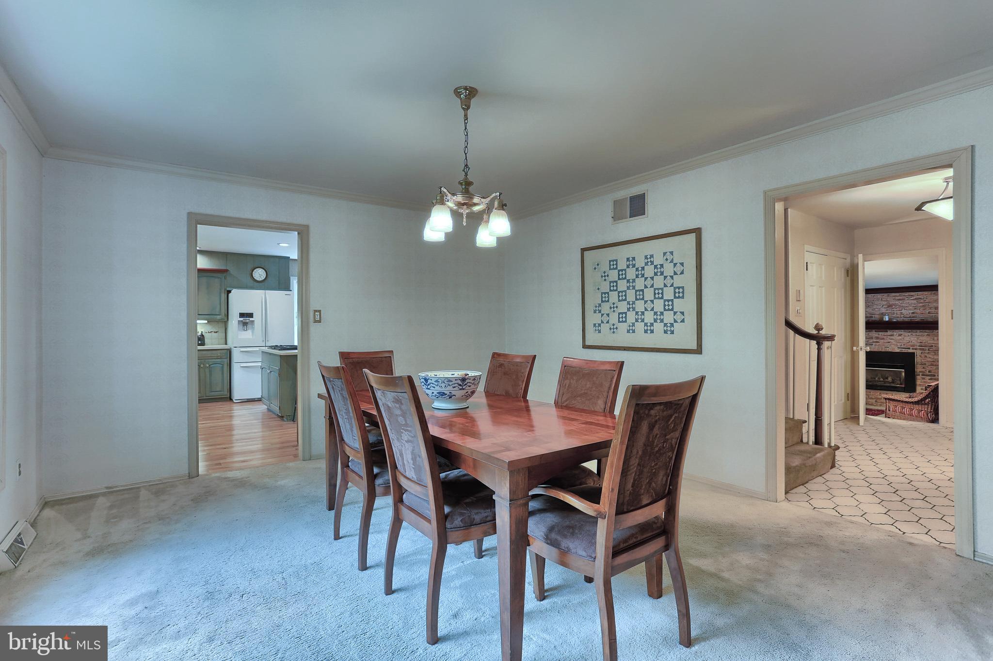 MOUNTAINDALE - Residential