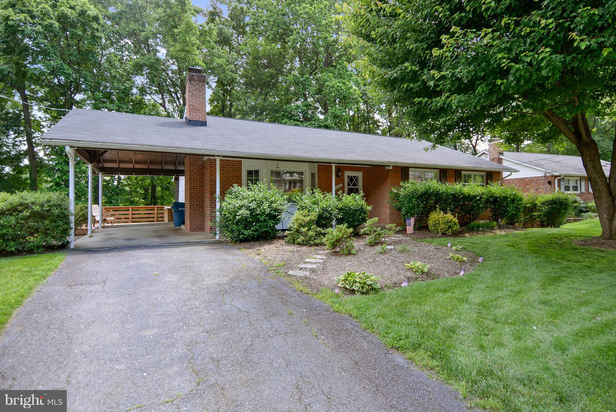 SOMERSET - Residential