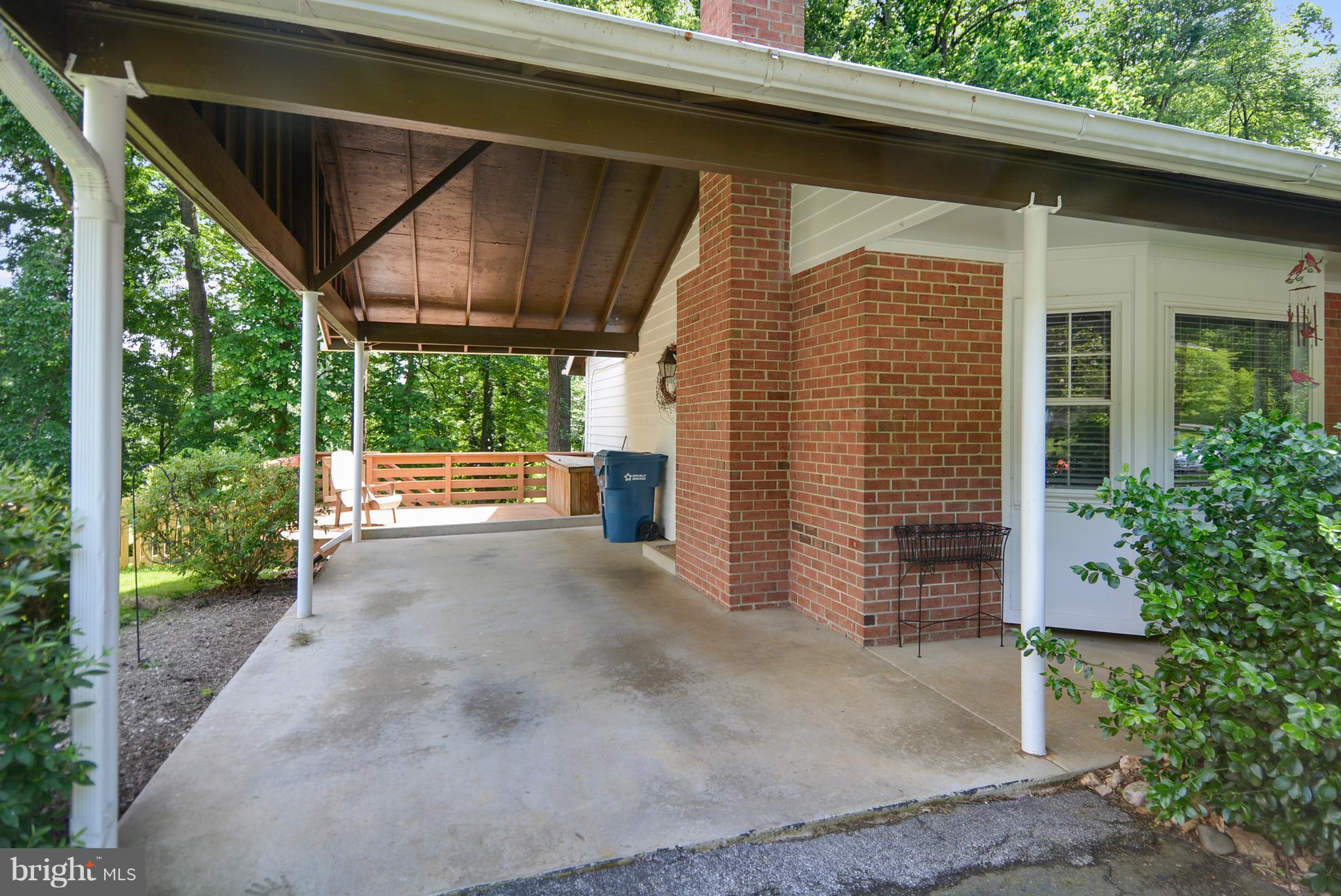 SOMERSET - Residential