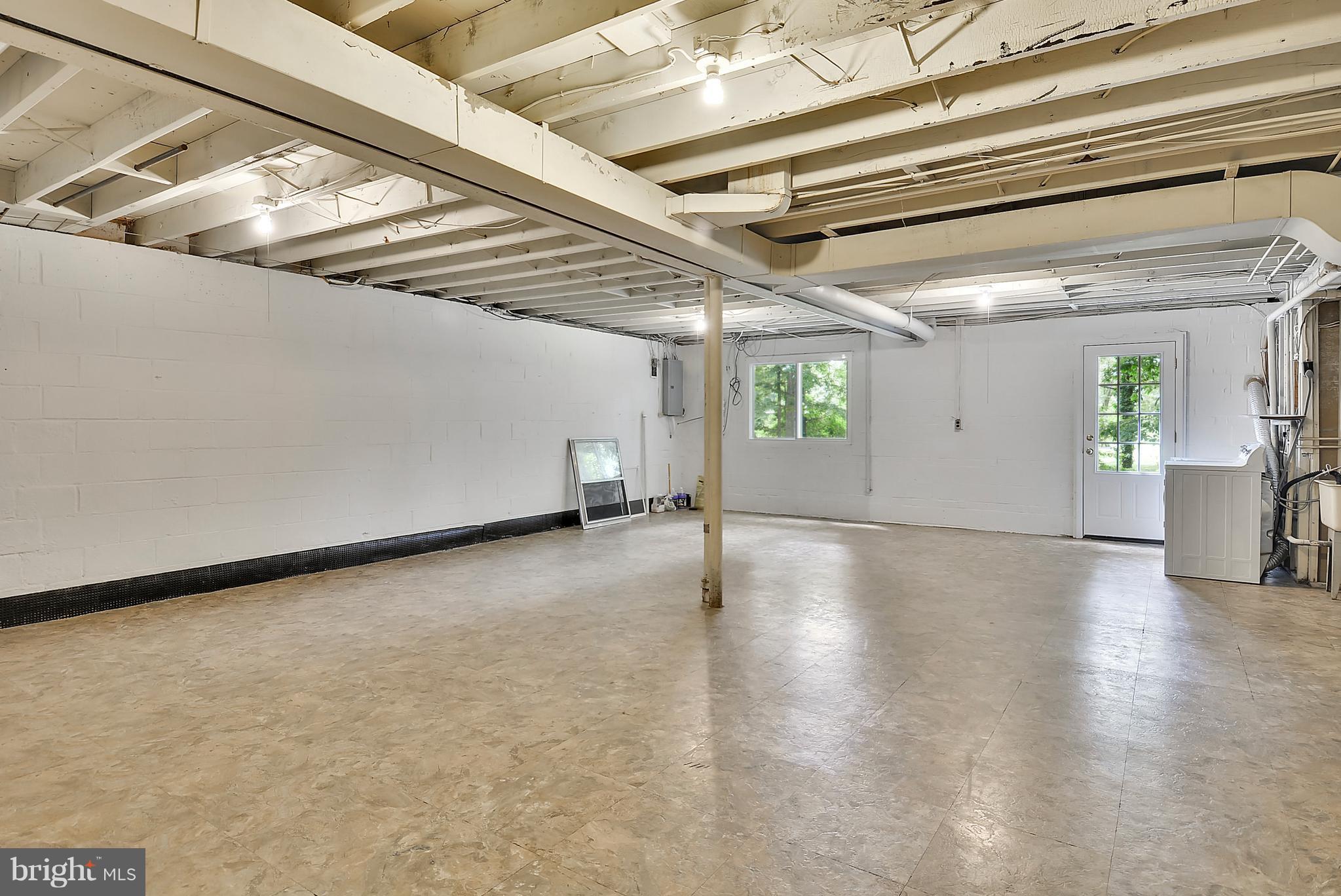 SOMERSET - Residential