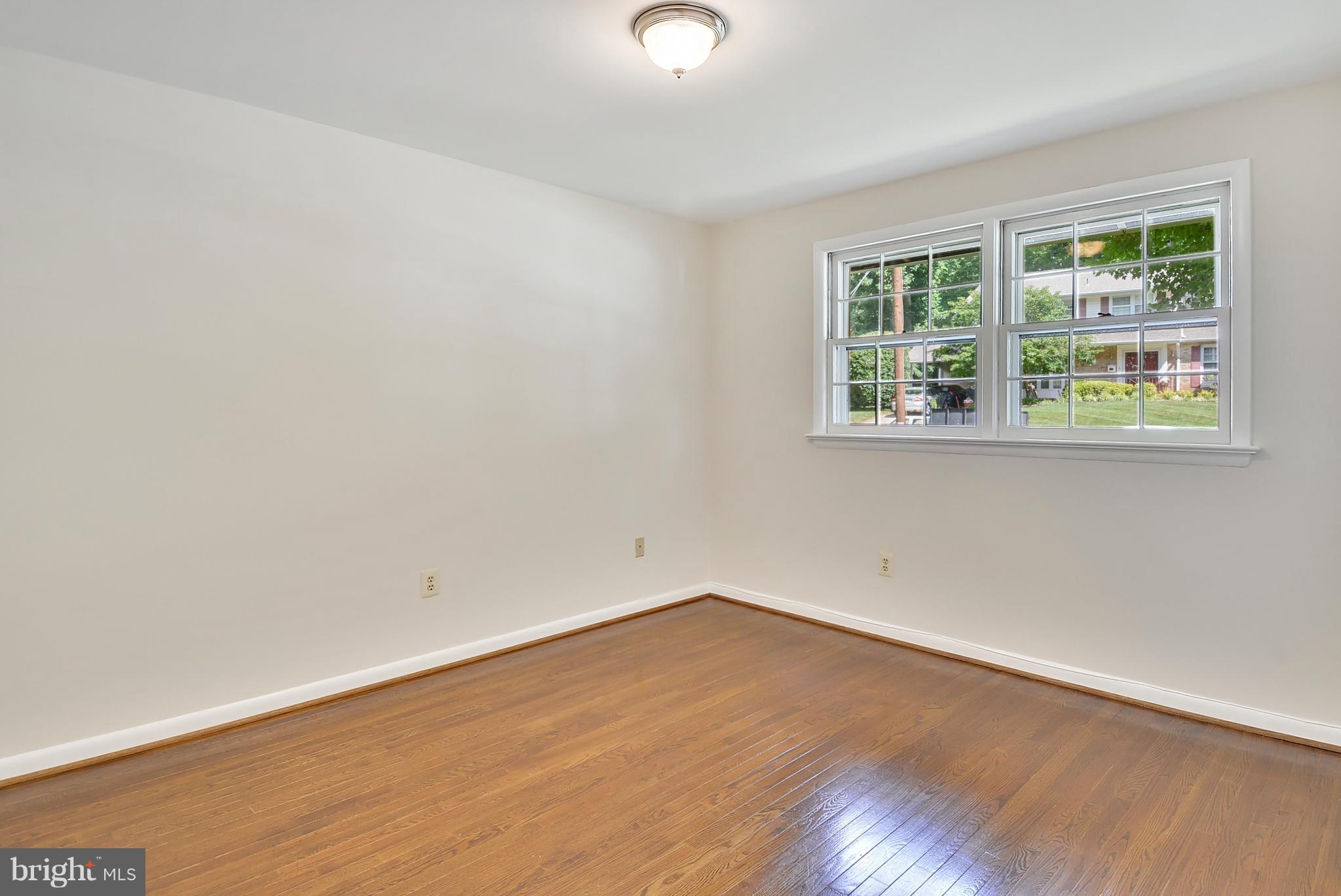 SOMERSET - Residential